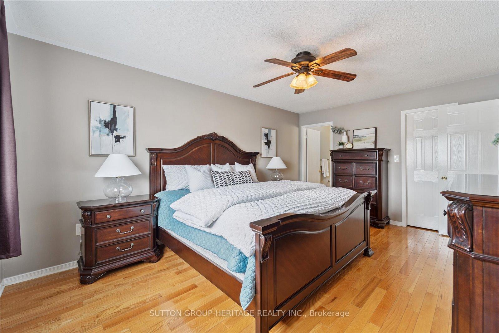 Photo 21 of 92 Trudeau Drive, Clarington, Bowmanville — HOMEH