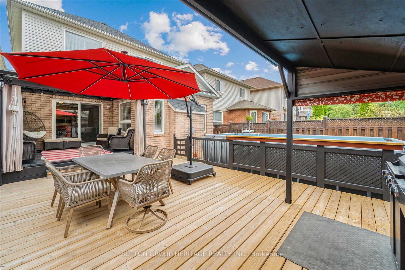 Photo 37 of 92 Trudeau Drive, Clarington, Bowmanville — HOMEH