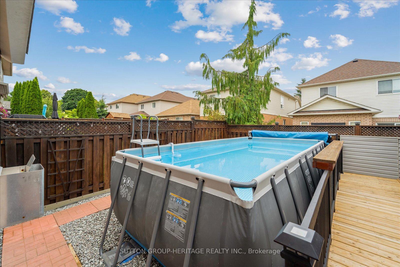 Photo 40 of 92 Trudeau Drive, Clarington, Bowmanville — HOMEH