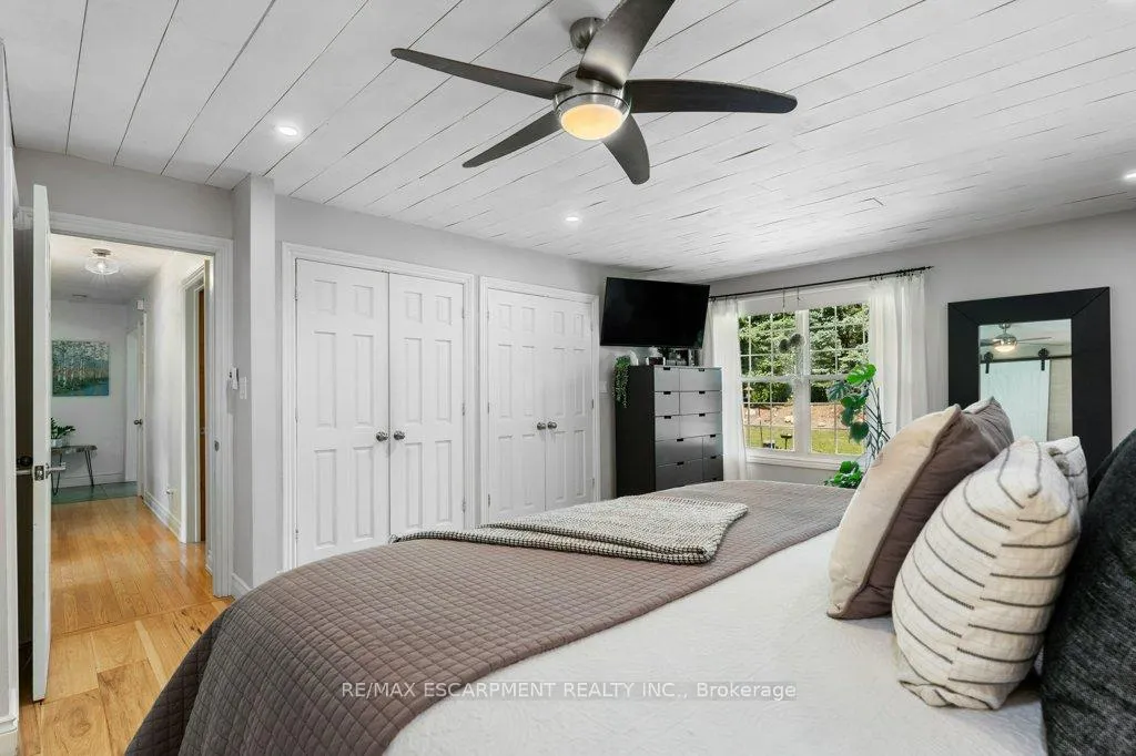 Photo 22 of 974 Safari Road, Hamilton, Rural Flamborough — HOMEH
