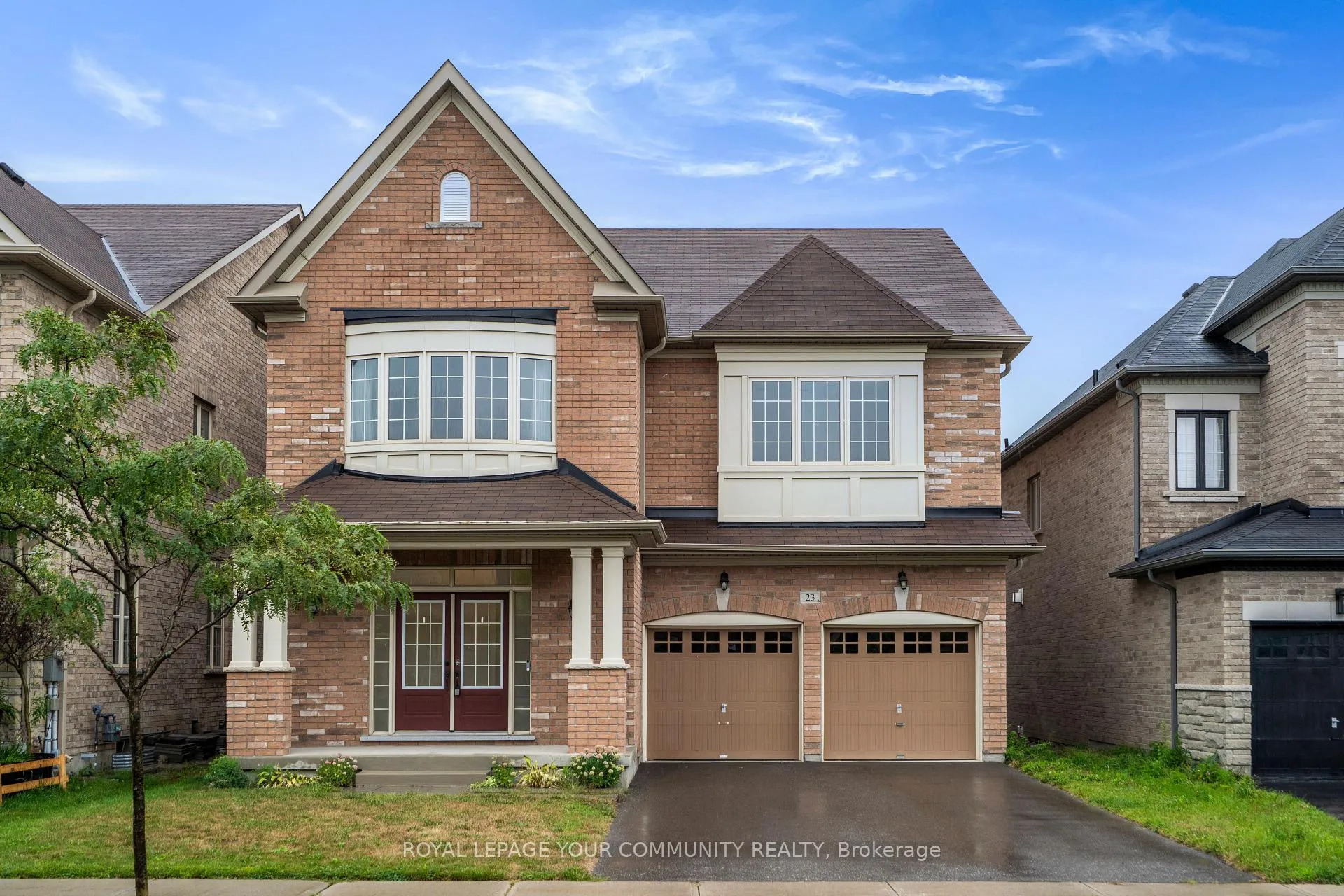 Photo 1 of 23 Pelee Avenue, Vaughan, Kleinburg — HOMEH