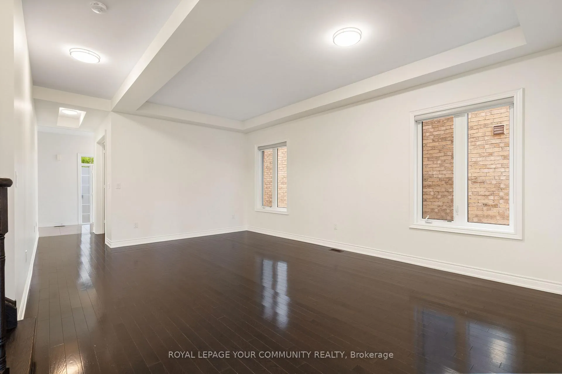 Photo 10 of 23 Pelee Avenue, Vaughan, Kleinburg — HOMEH