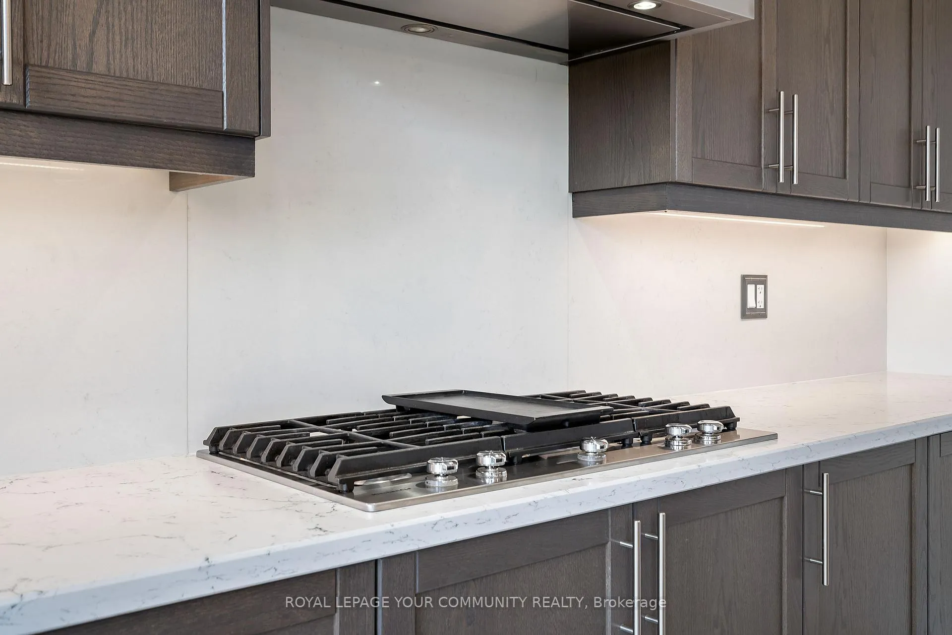 Photo 18 of 23 Pelee Avenue, Vaughan, Kleinburg — HOMEH