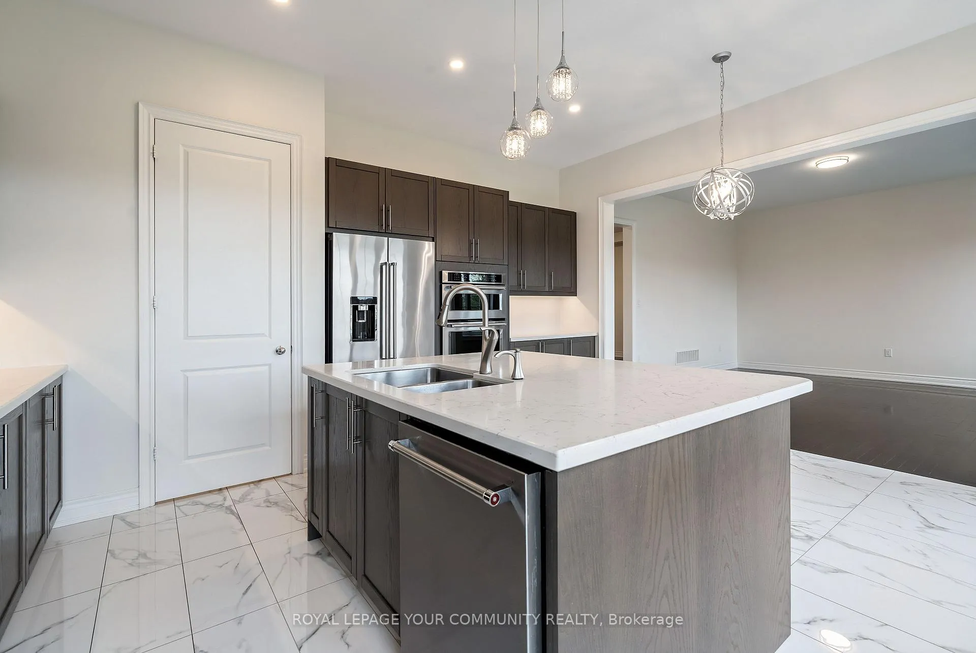 Photo 19 of 23 Pelee Avenue, Vaughan, Kleinburg — HOMEH