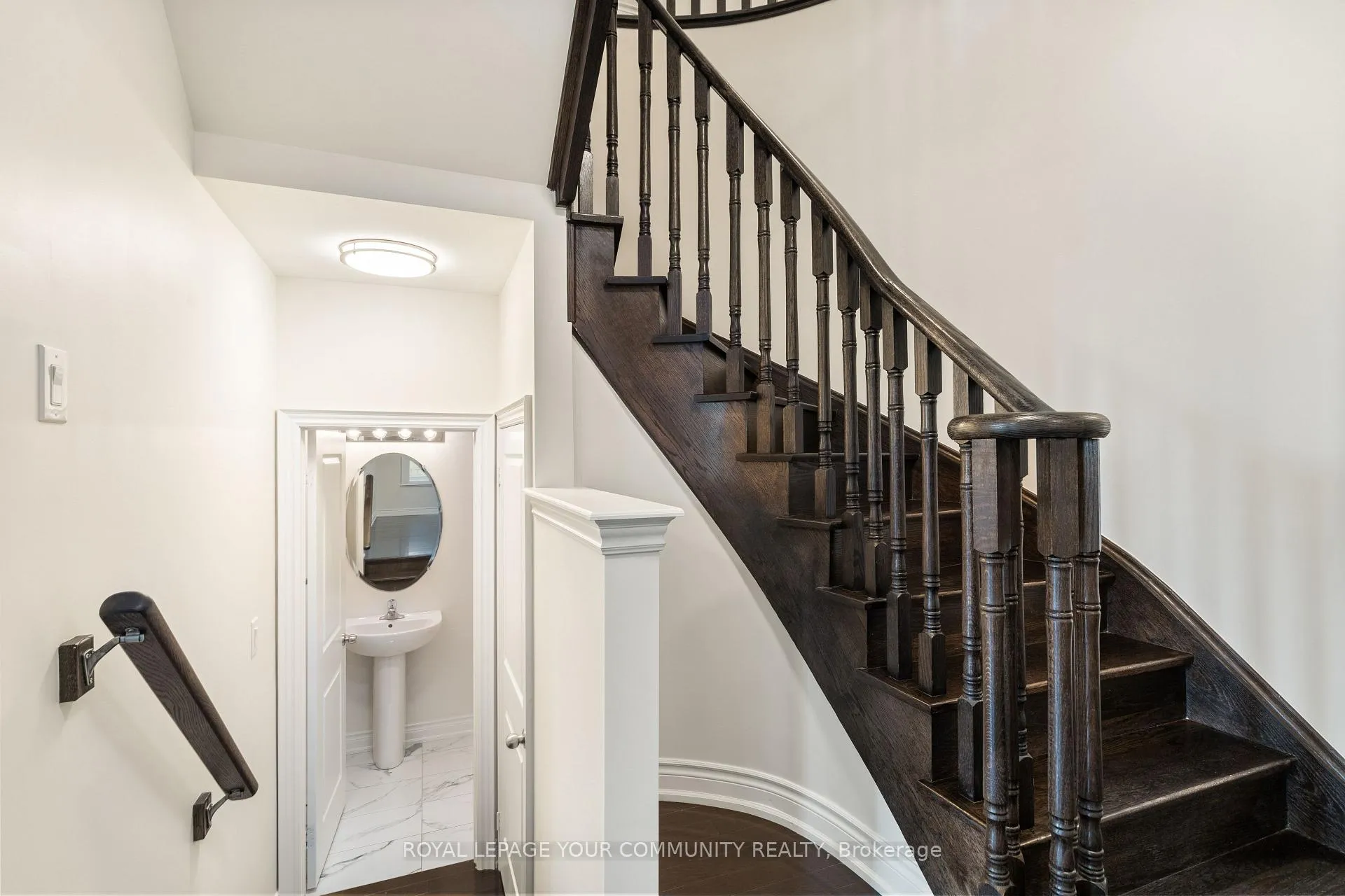 Photo 22 of 23 Pelee Avenue, Vaughan, Kleinburg — HOMEH