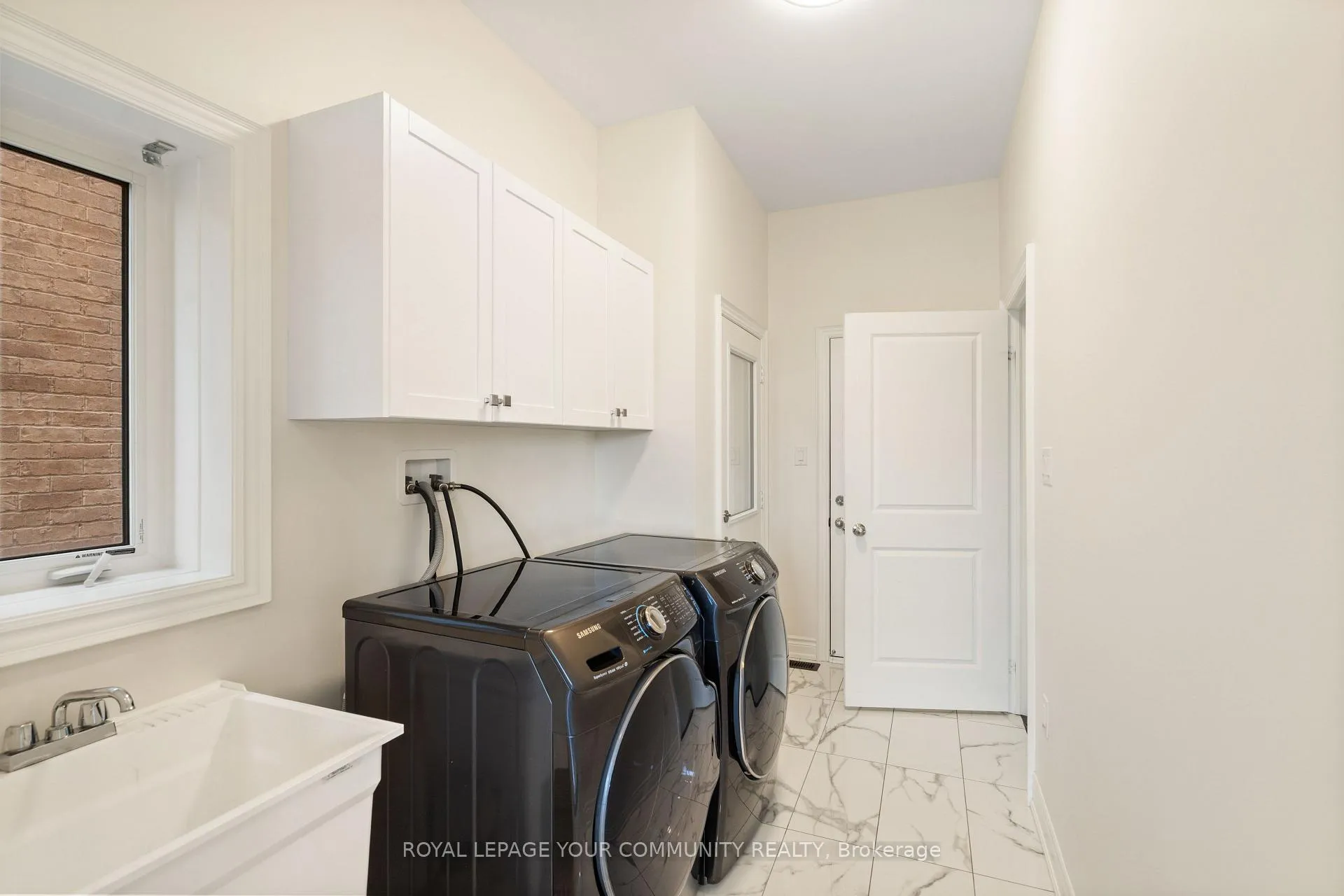 Photo 24 of 23 Pelee Avenue, Vaughan, Kleinburg — HOMEH