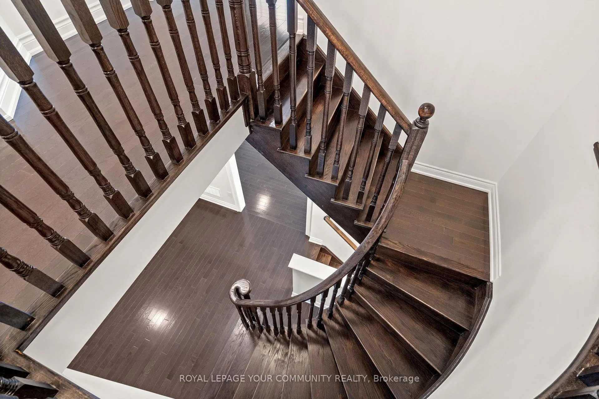 Photo 25 of 23 Pelee Avenue, Vaughan, Kleinburg — HOMEH