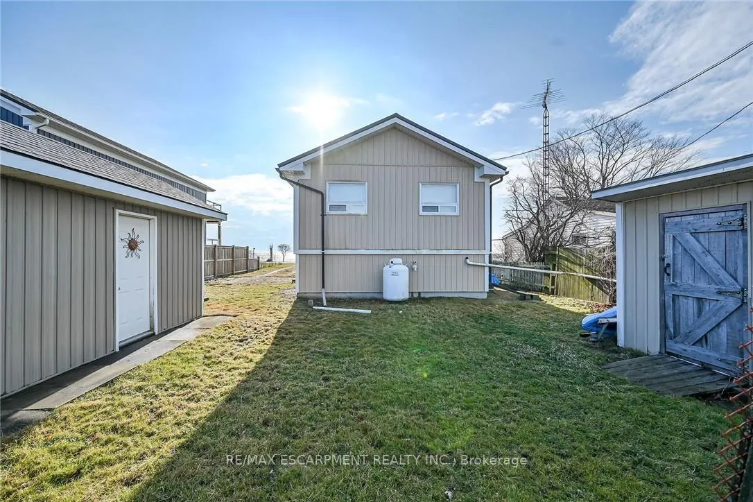 Photo 36 of 751 Lakeshore Road, Haldimand — HOMEH