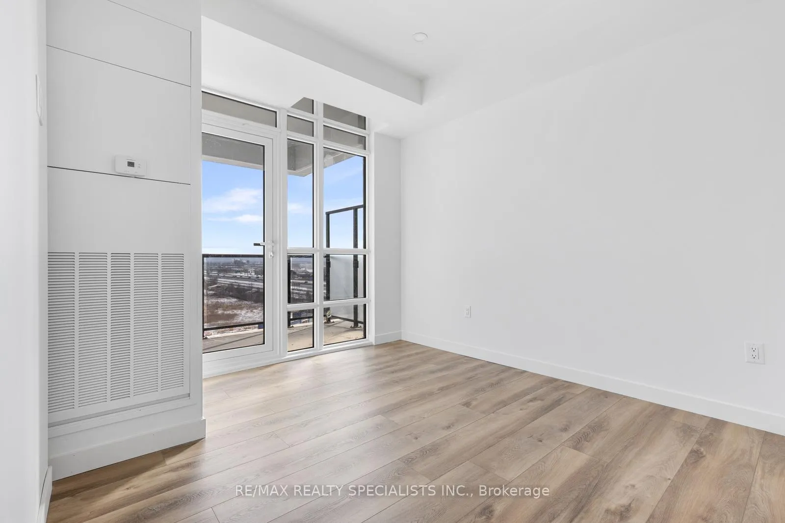 Photo 11 of Unit 708, 461 Green Road, Hamilton, Lakeshore — HOMEH