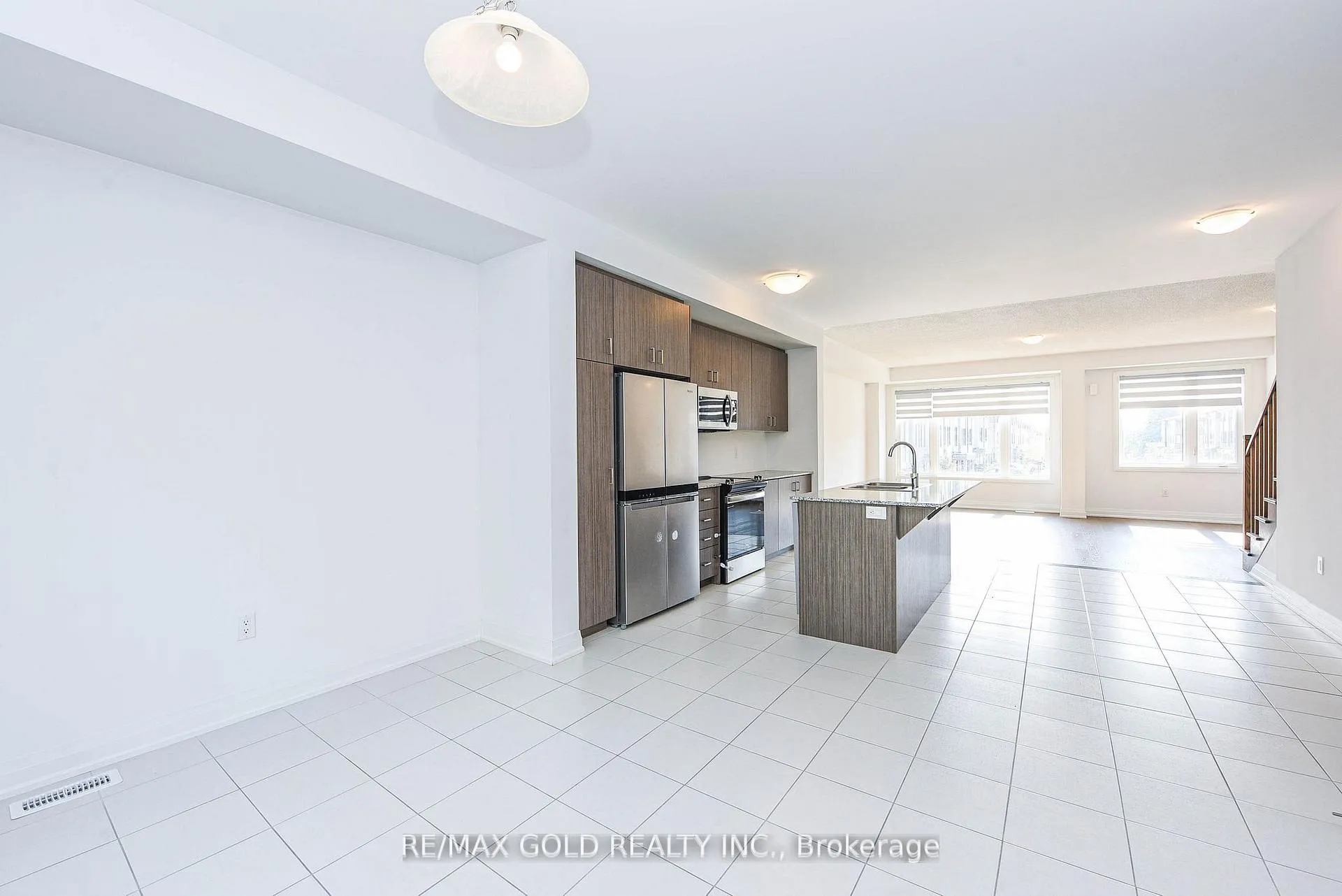 Photo 20 of 48 Windtree Way, Halton Hills, Georgetown — HOMEH