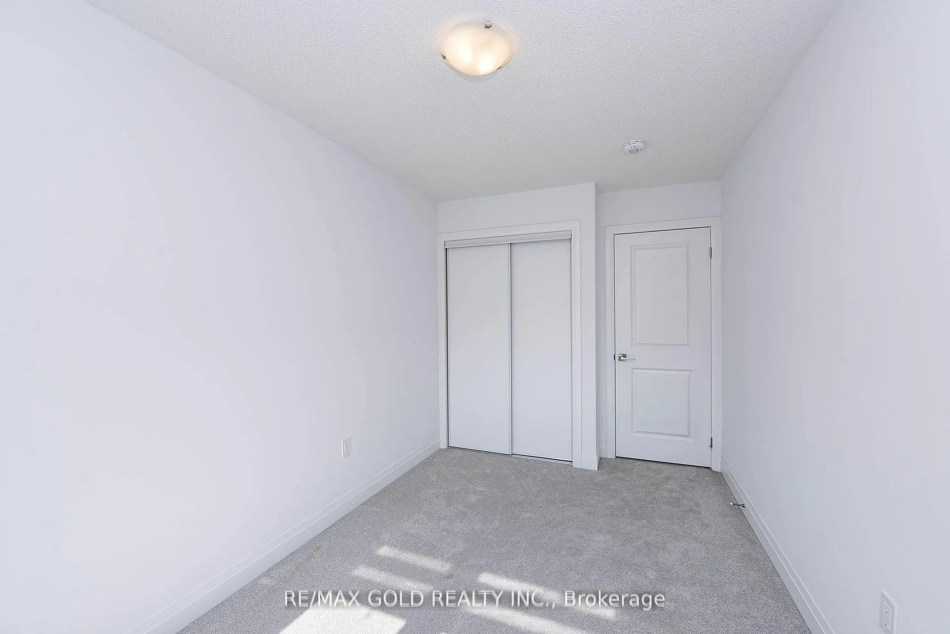 Photo 33 of 48 Windtree Way, Halton Hills, Georgetown — HOMEH