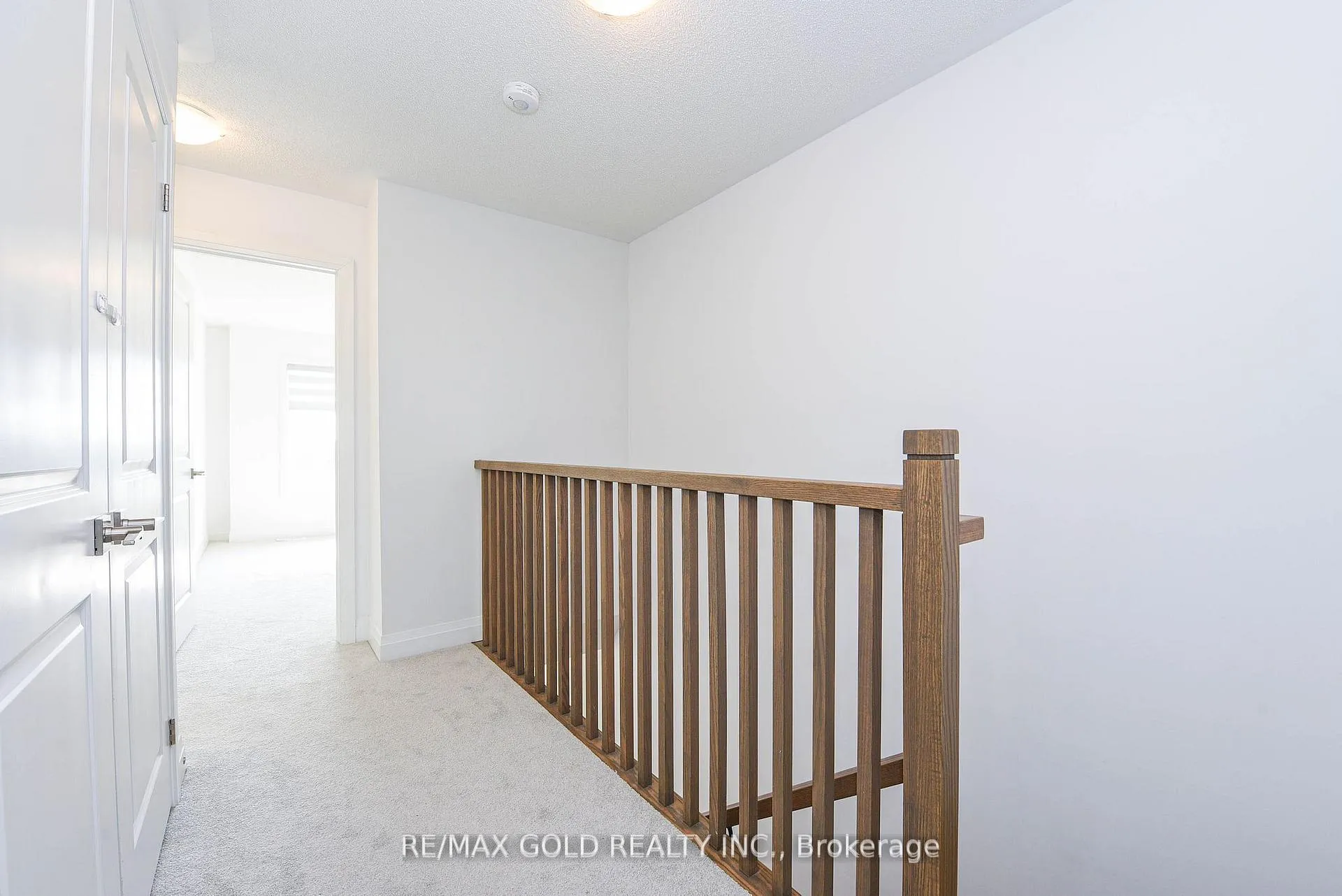 Photo 38 of 48 Windtree Way, Halton Hills, Georgetown — HOMEH
