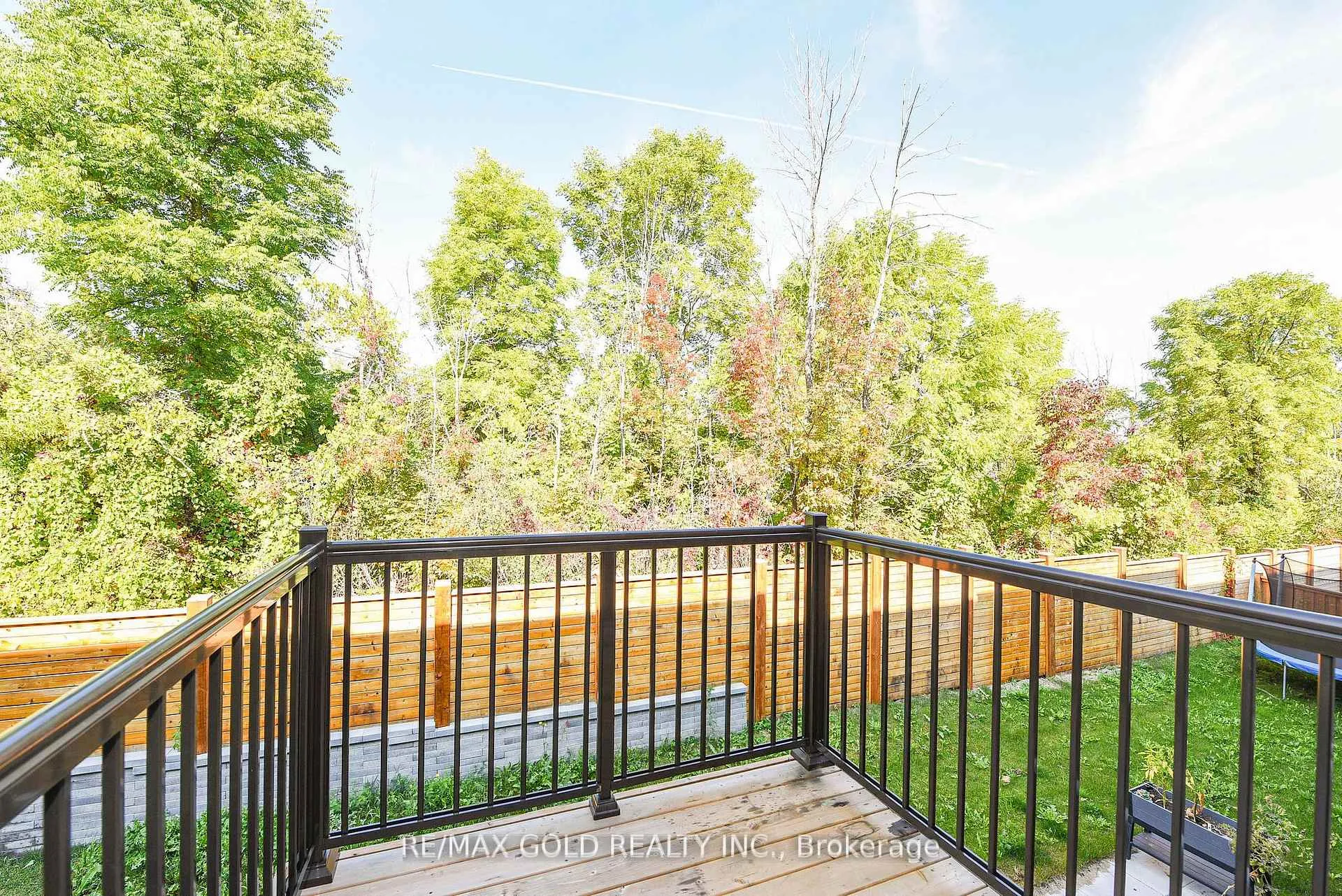 Photo 47 of 48 Windtree Way, Halton Hills, Georgetown — HOMEH