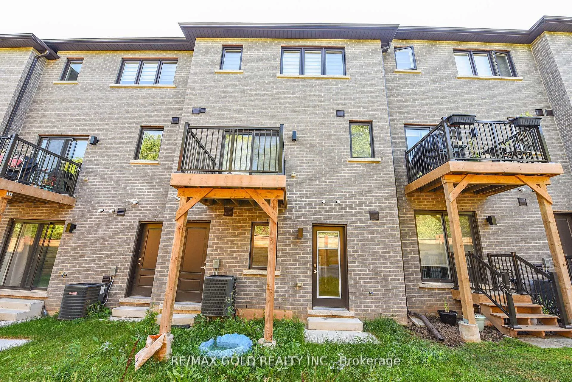 Photo 50 of 48 Windtree Way, Halton Hills, Georgetown — HOMEH