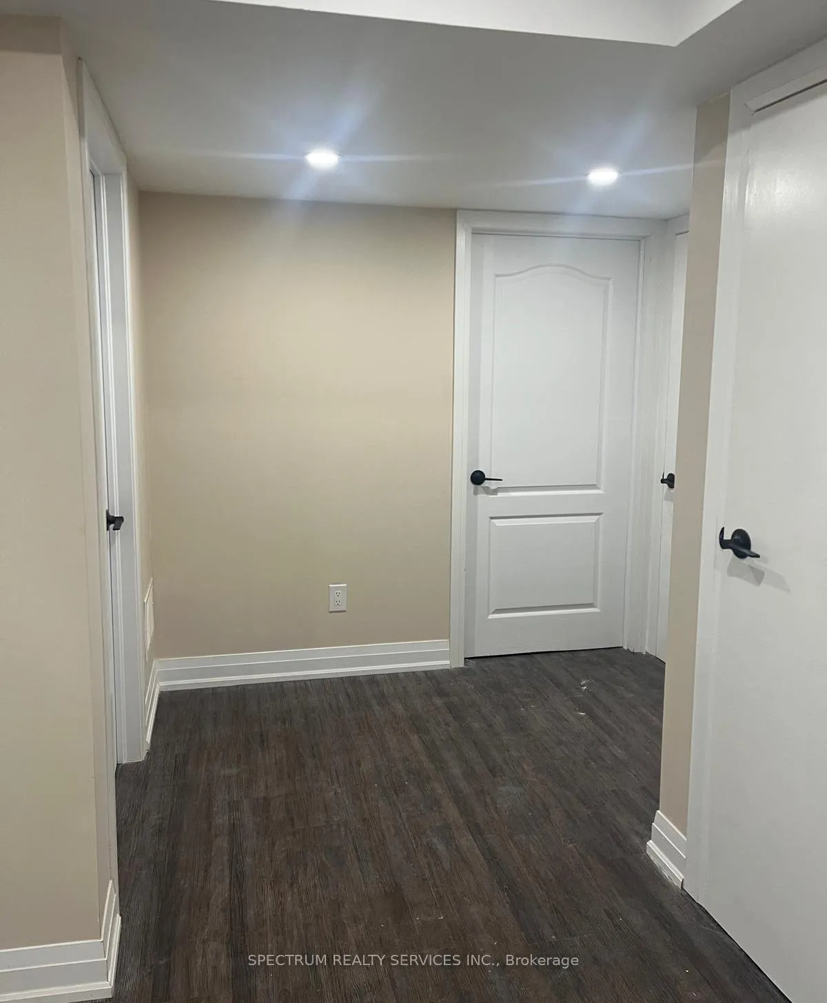 Photo 3 of Unit BSMT, 222 Granite Ridge Trail, Hamilton, Waterdown — HOMEH