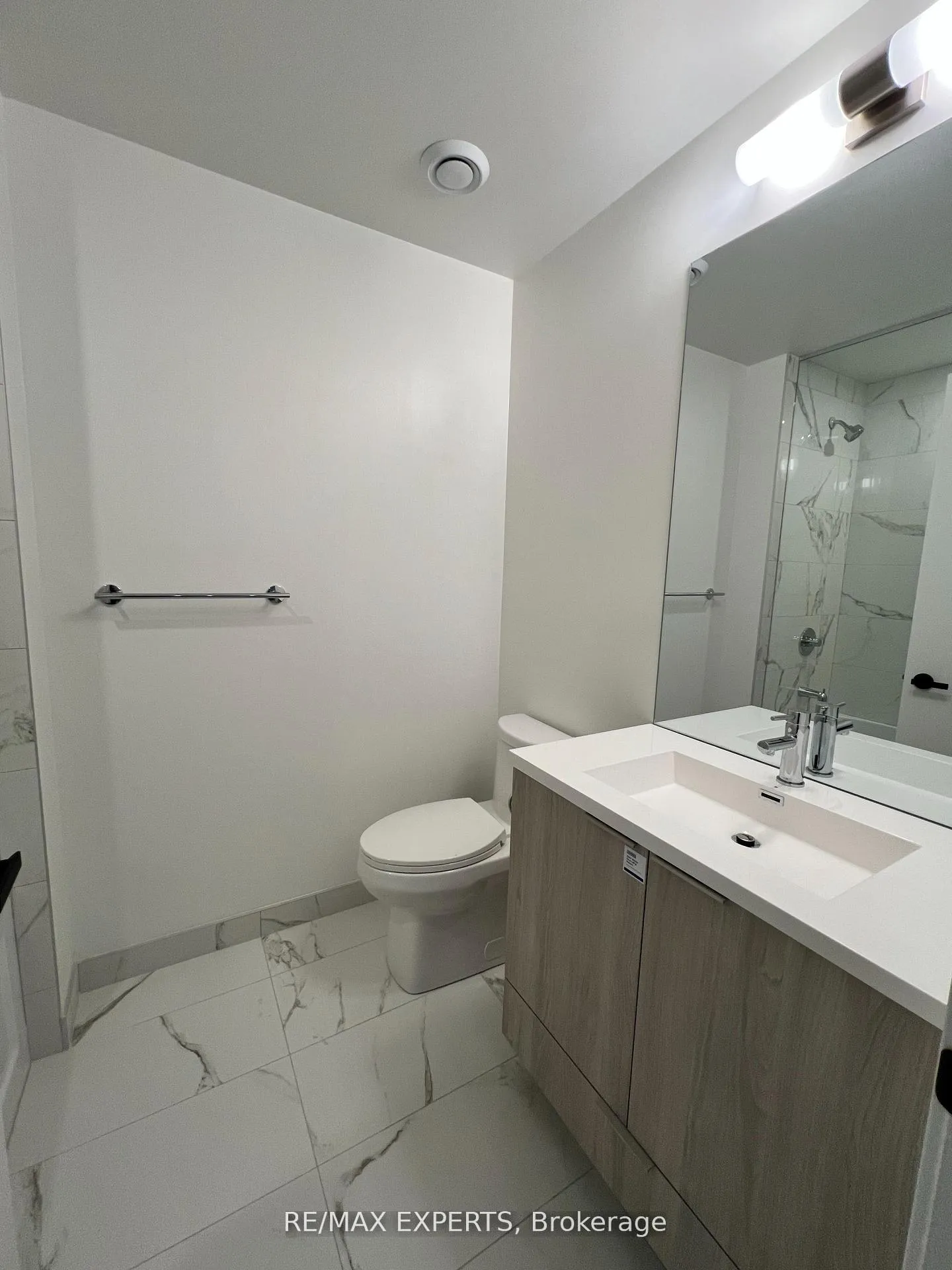 Photo 14 of Unit 2803, 8 Interchange Way, Vaughan, Vaughan Corporate Centre — HOMEH