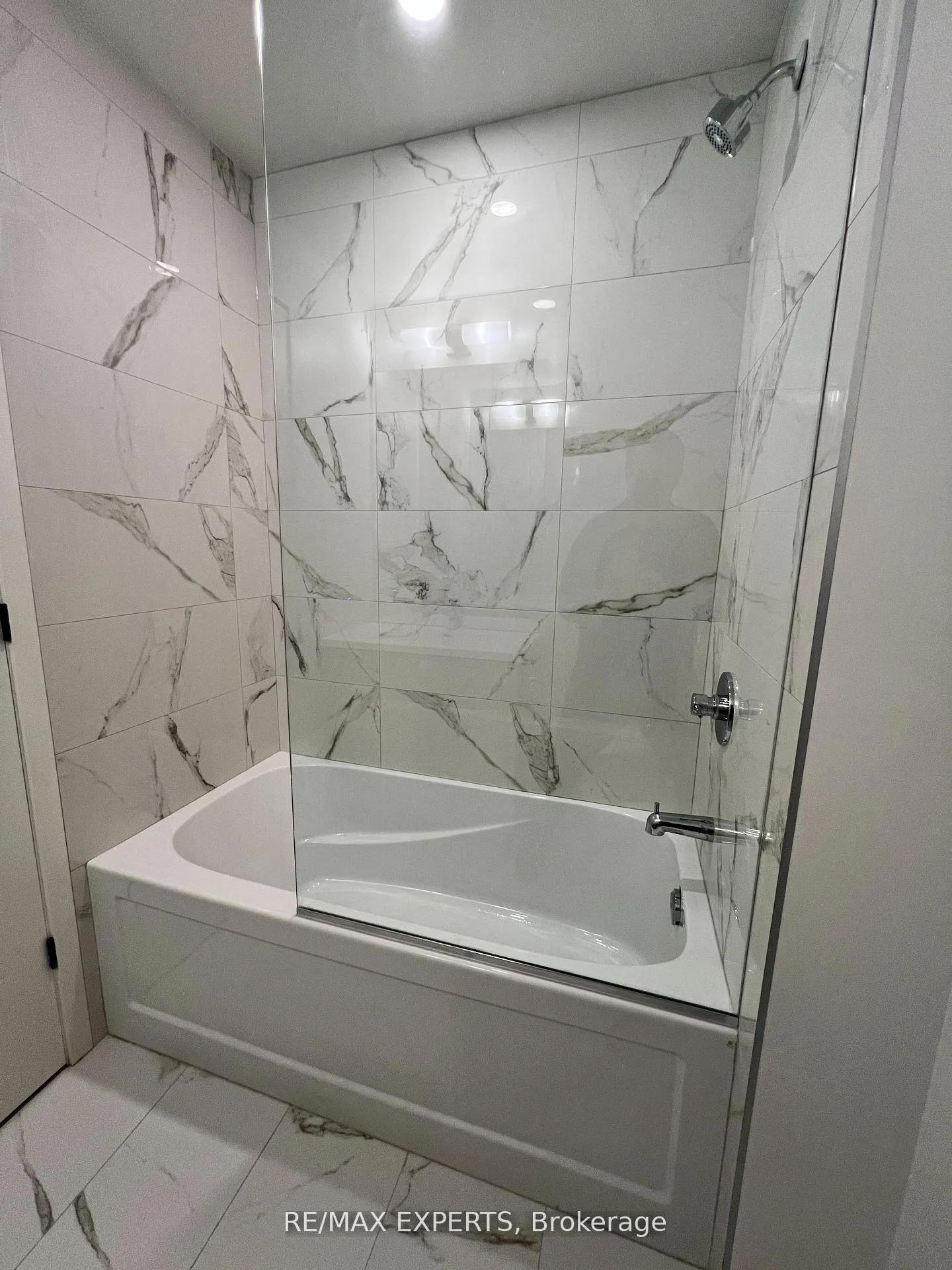 Photo 15 of Unit 2803, 8 Interchange Way, Vaughan, Vaughan Corporate Centre — HOMEH