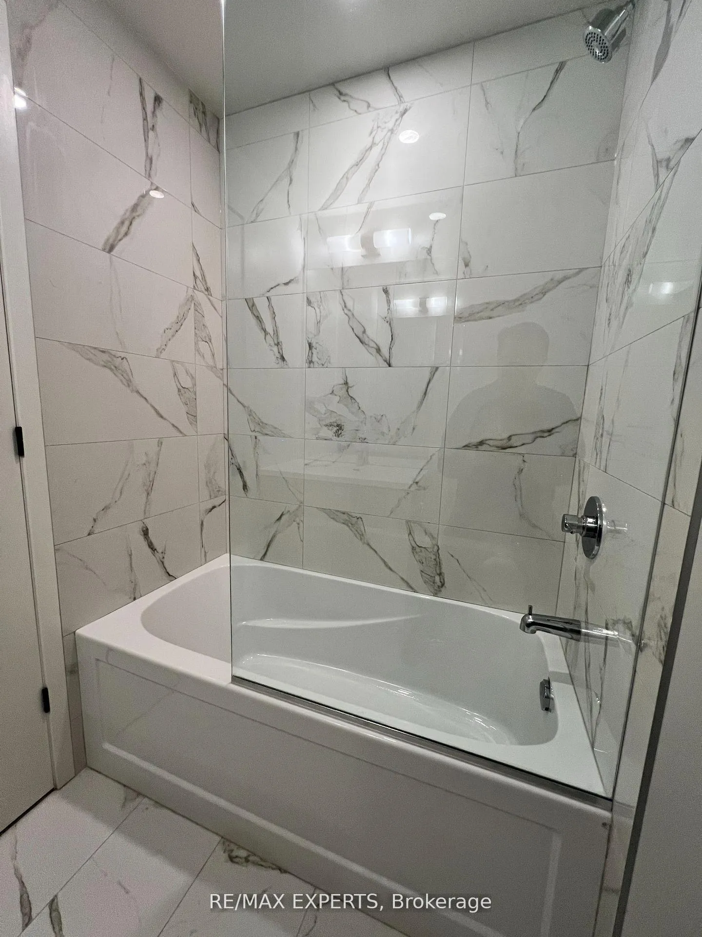 Photo 16 of Unit 2803, 8 Interchange Way, Vaughan, Vaughan Corporate Centre — HOMEH