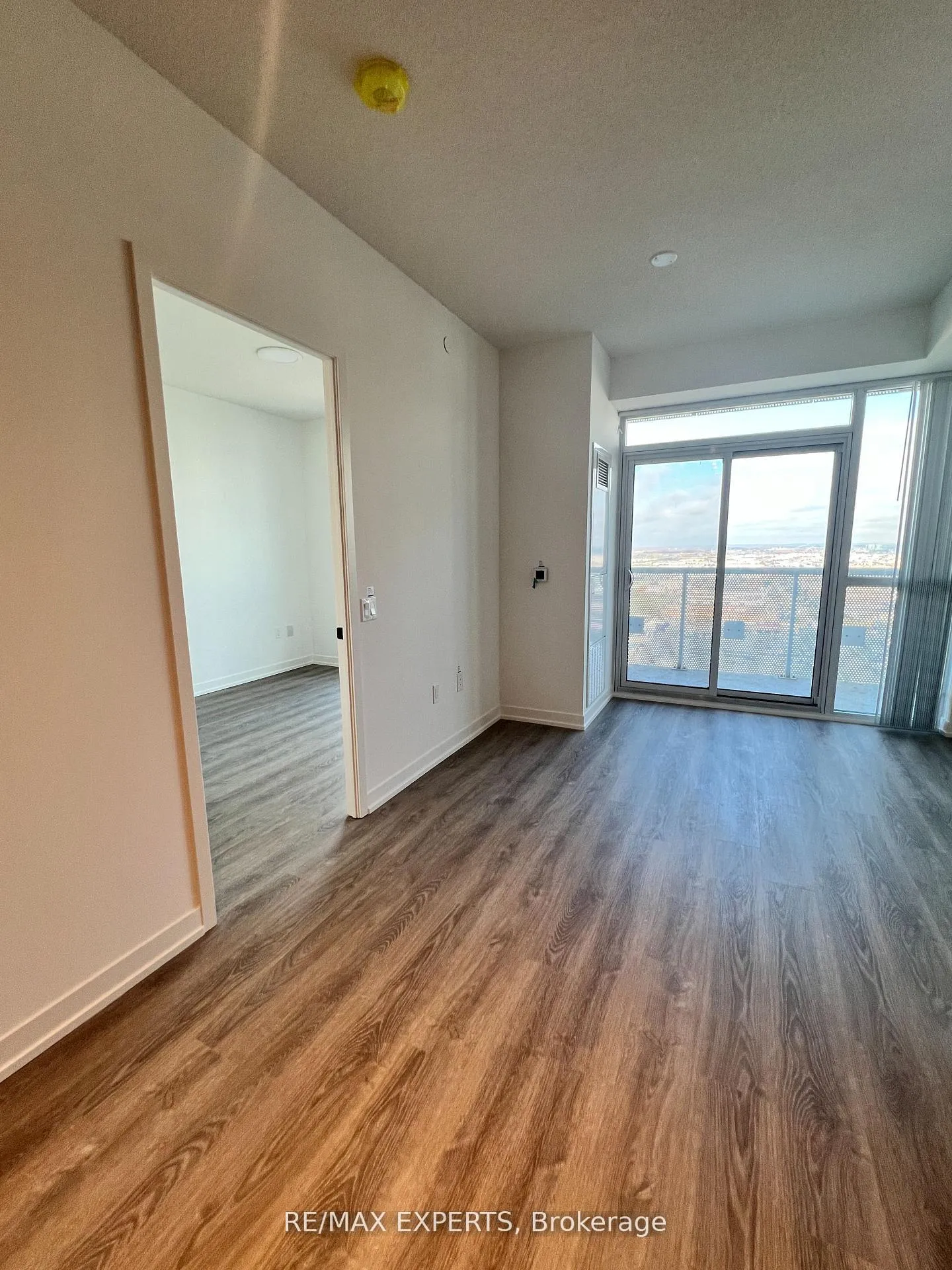 Photo 18 of Unit 2803, 8 Interchange Way, Vaughan, Vaughan Corporate Centre — HOMEH