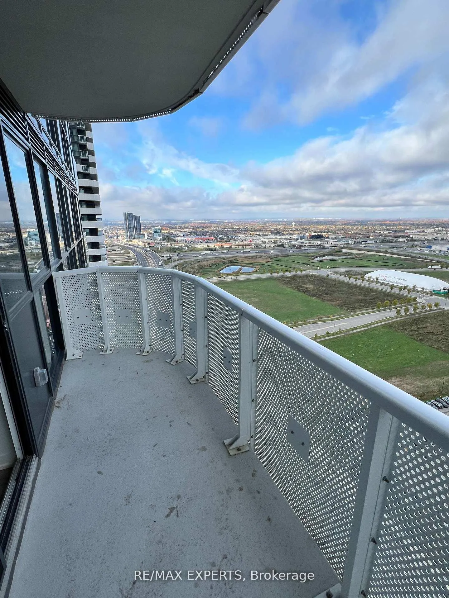 Photo 20 of Unit 2803, 8 Interchange Way, Vaughan, Vaughan Corporate Centre — HOMEH