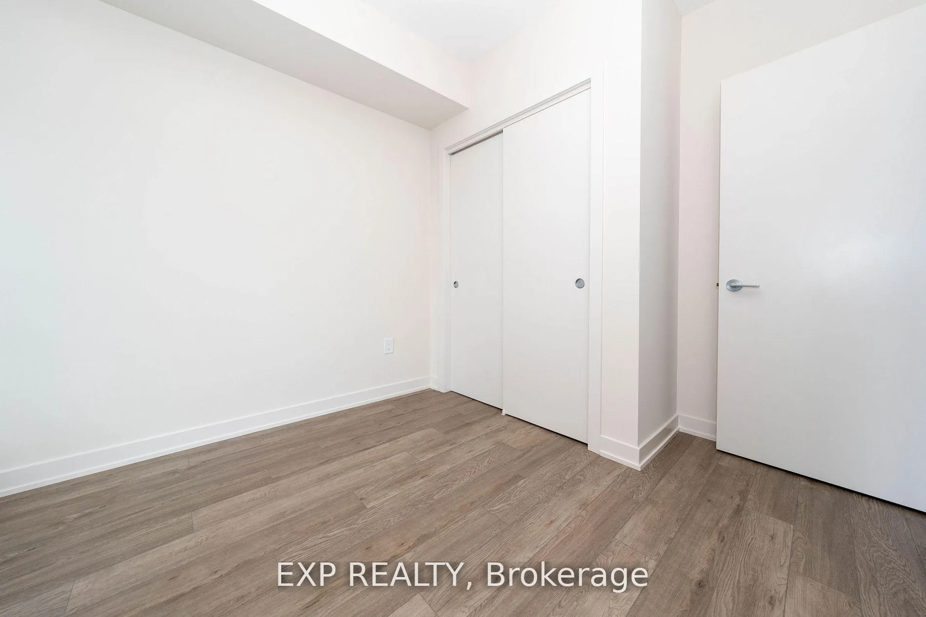Photo 32 of Unit 1105, 212 King Street E, Hamilton, Beasley — HOMEH