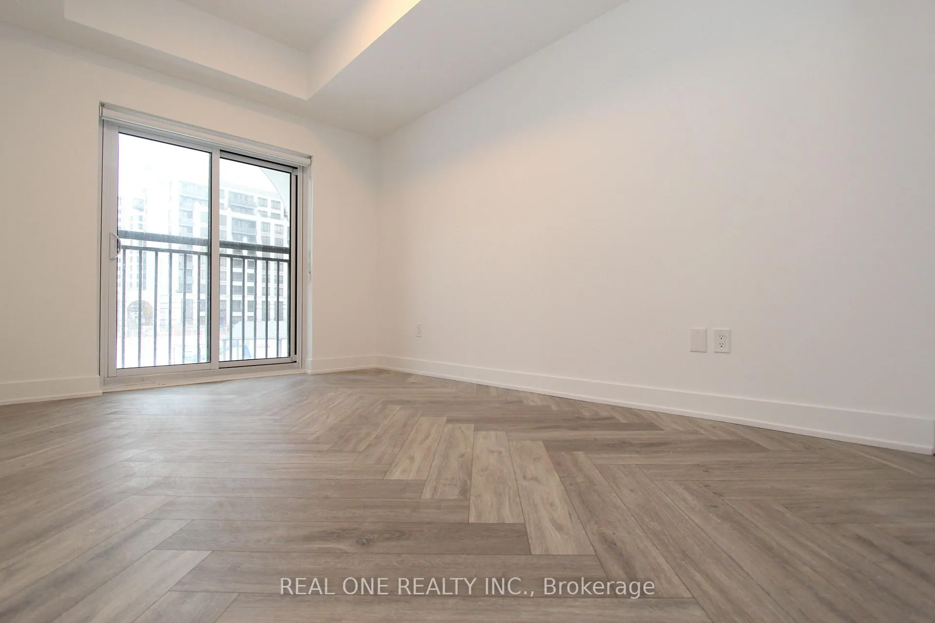 Photo 17 of Unit 122W, 8 Cedarland Drive, Markham, Unionville — HOMEH