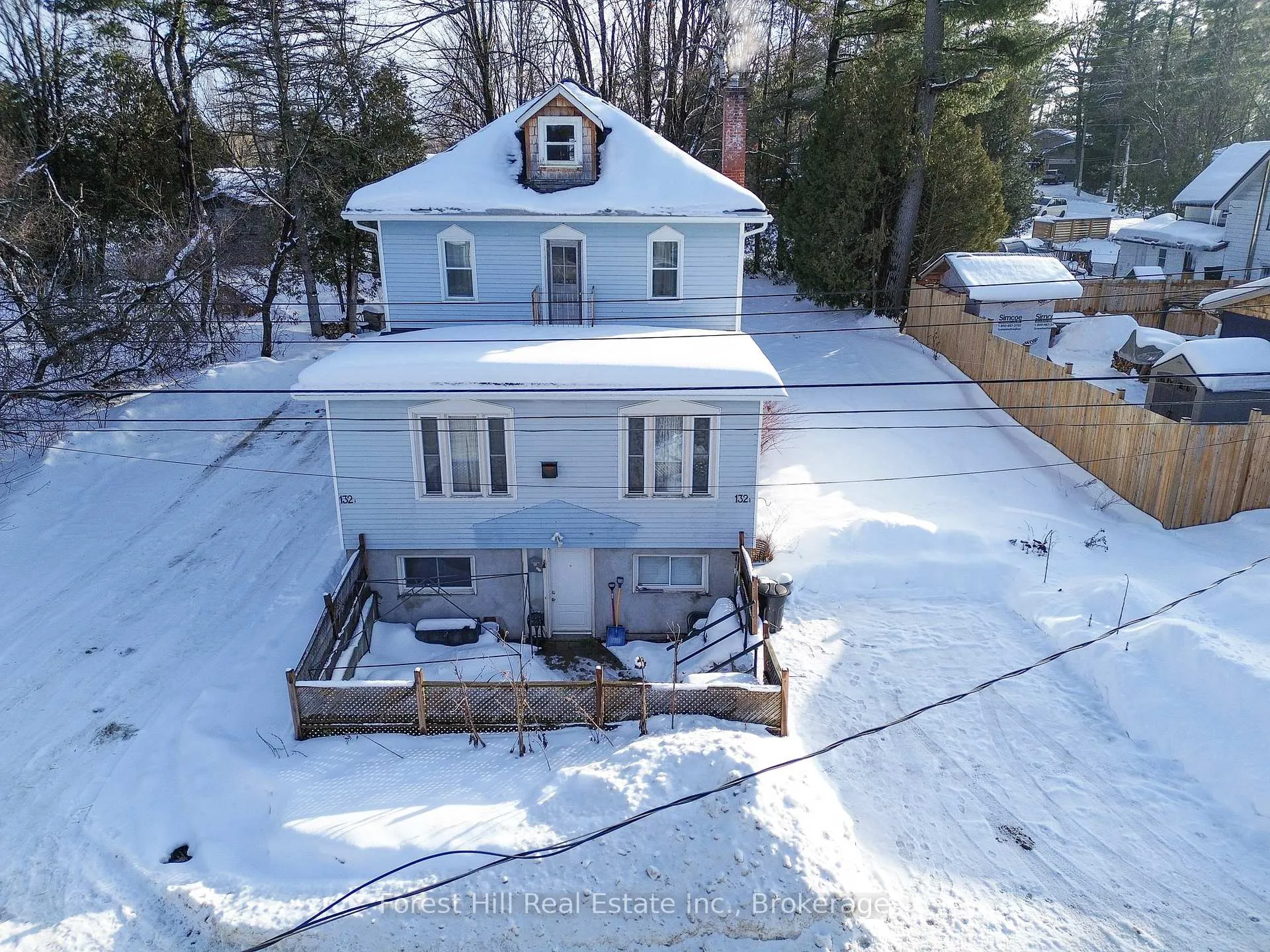 Photo 3 of 132 Richard Street, Bracebridge, Macaulay — HOMEH