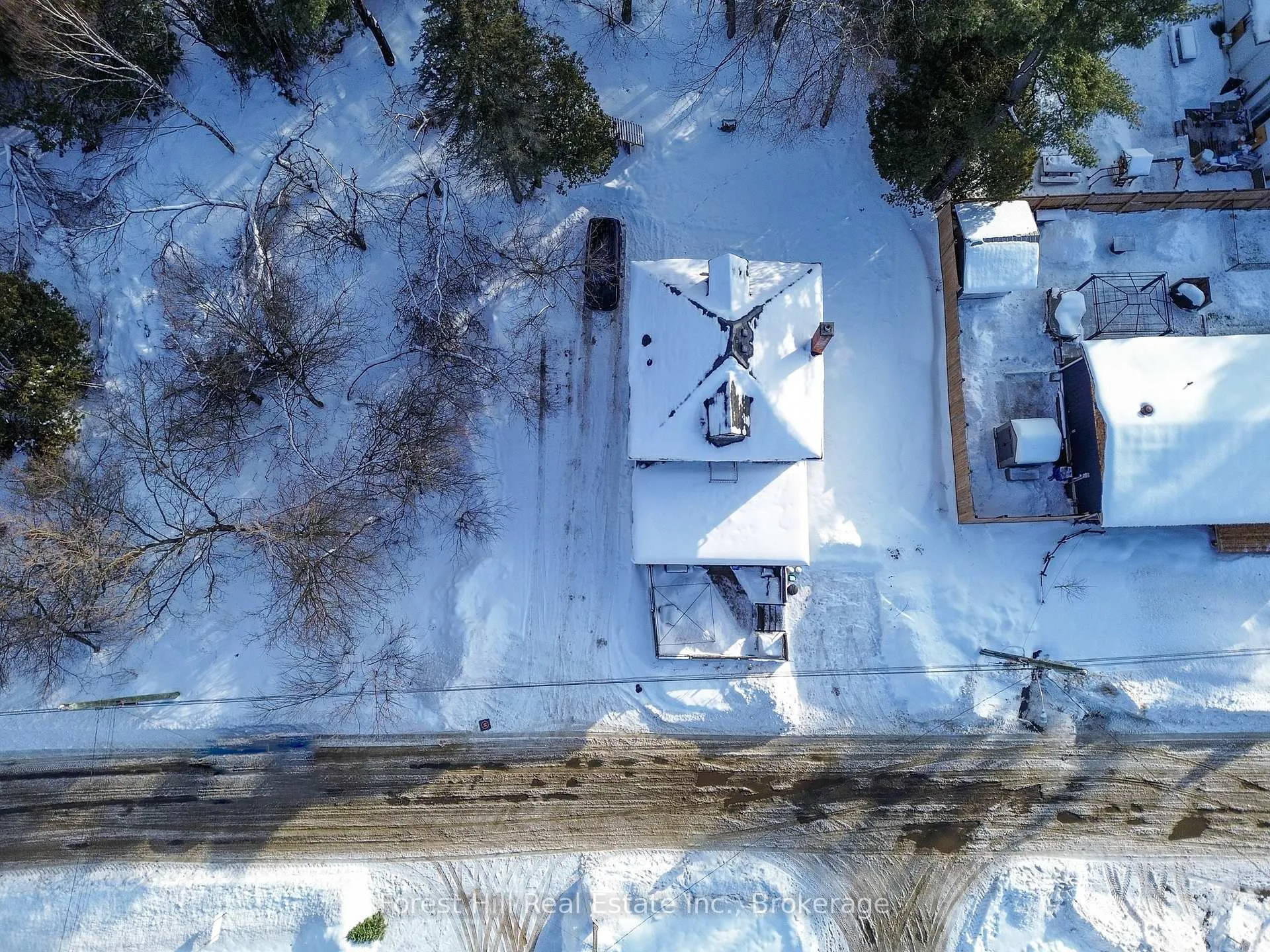 Photo 5 of 132 Richard Street, Bracebridge, Macaulay — HOMEH