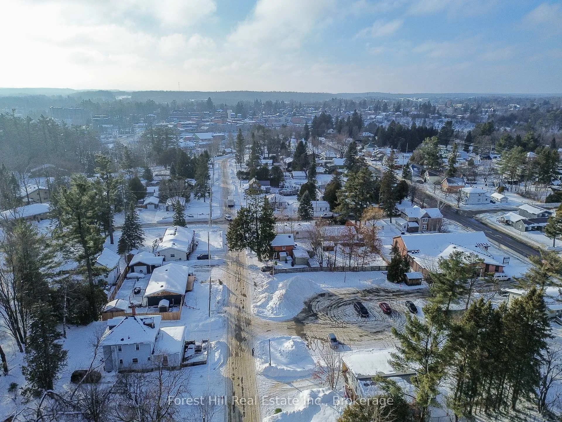 Photo 6 of 132 Richard Street, Bracebridge, Macaulay — HOMEH