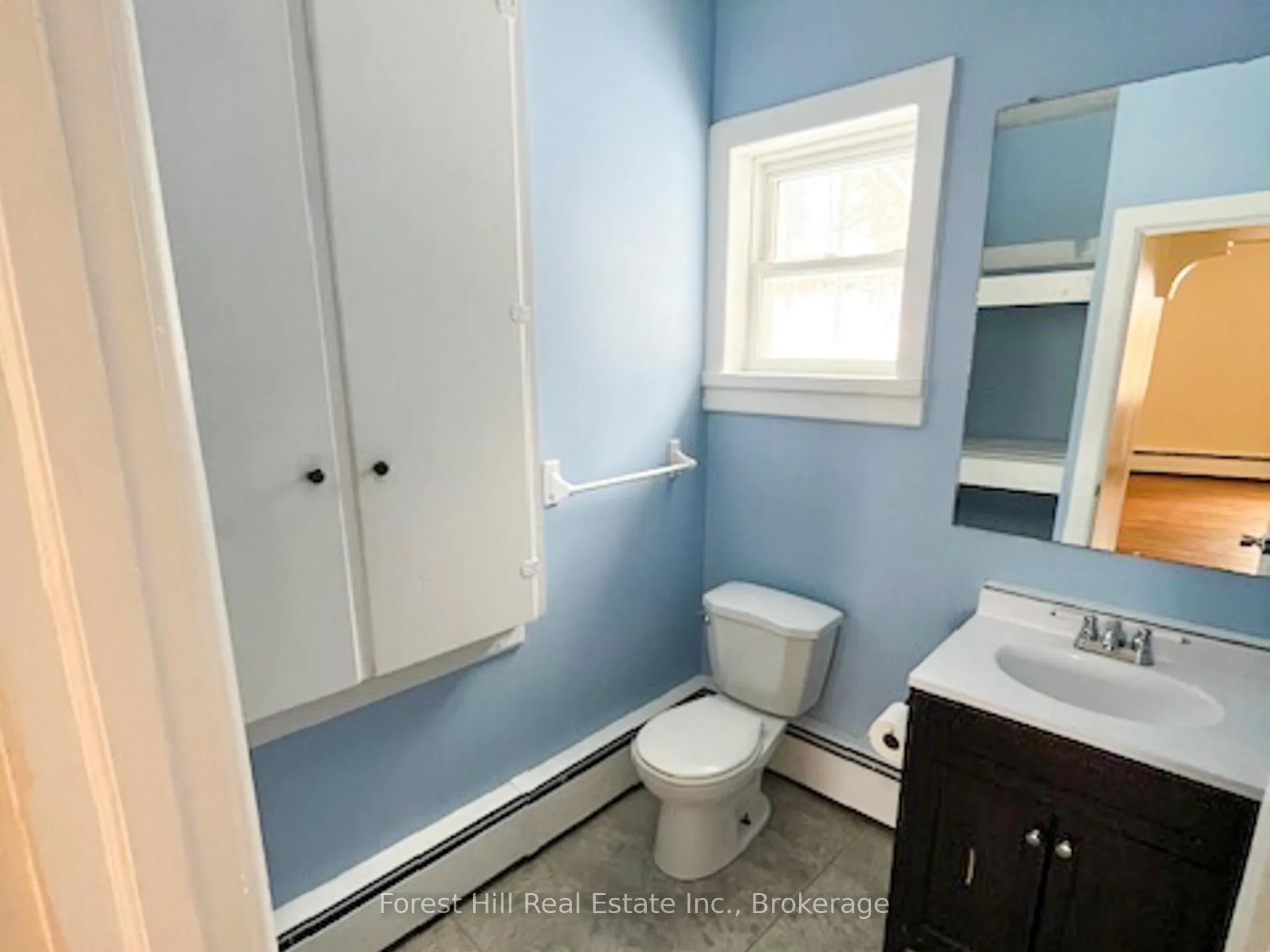 Photo 16 of 132 Richard Street, Bracebridge, Macaulay — HOMEH