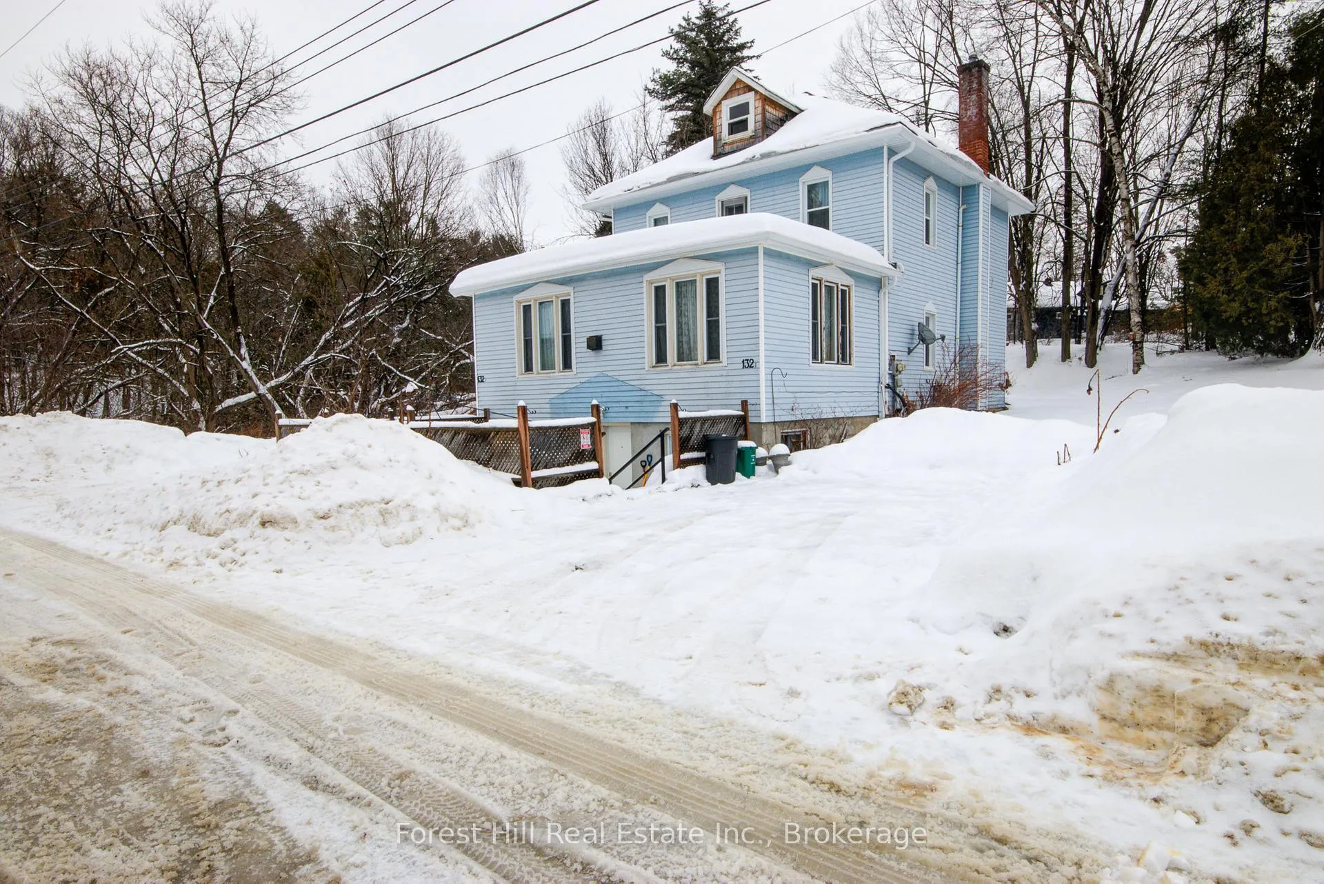 Photo 31 of 132 Richard Street, Bracebridge, Macaulay — HOMEH