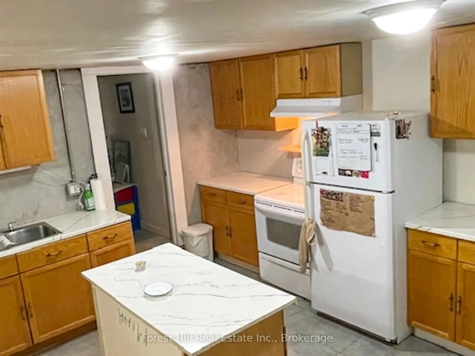 Photo 35 of 132 Richard Street, Bracebridge, Macaulay — HOMEH