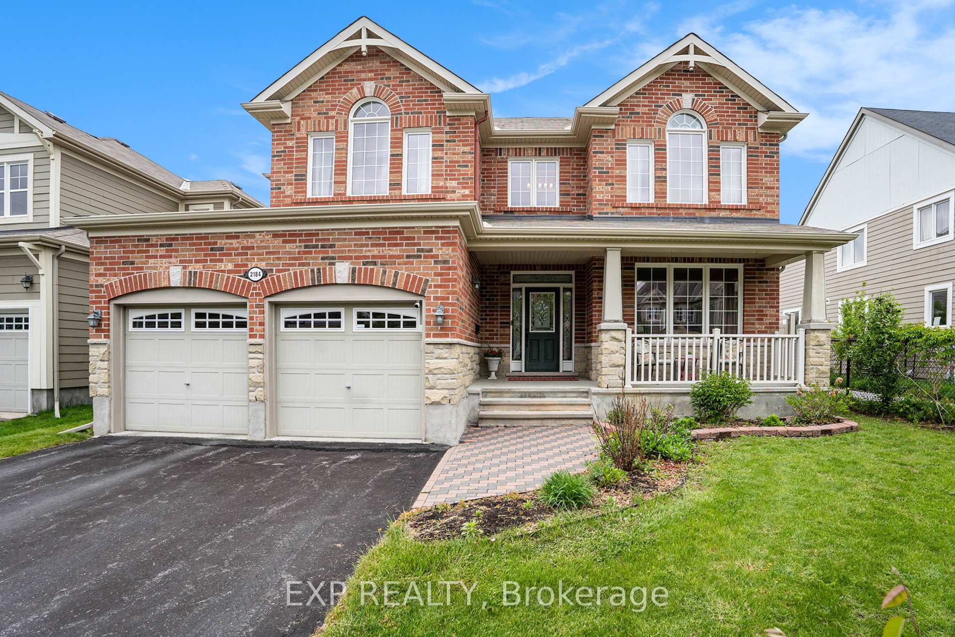 Front of 2184 Sunset Cove Circle
