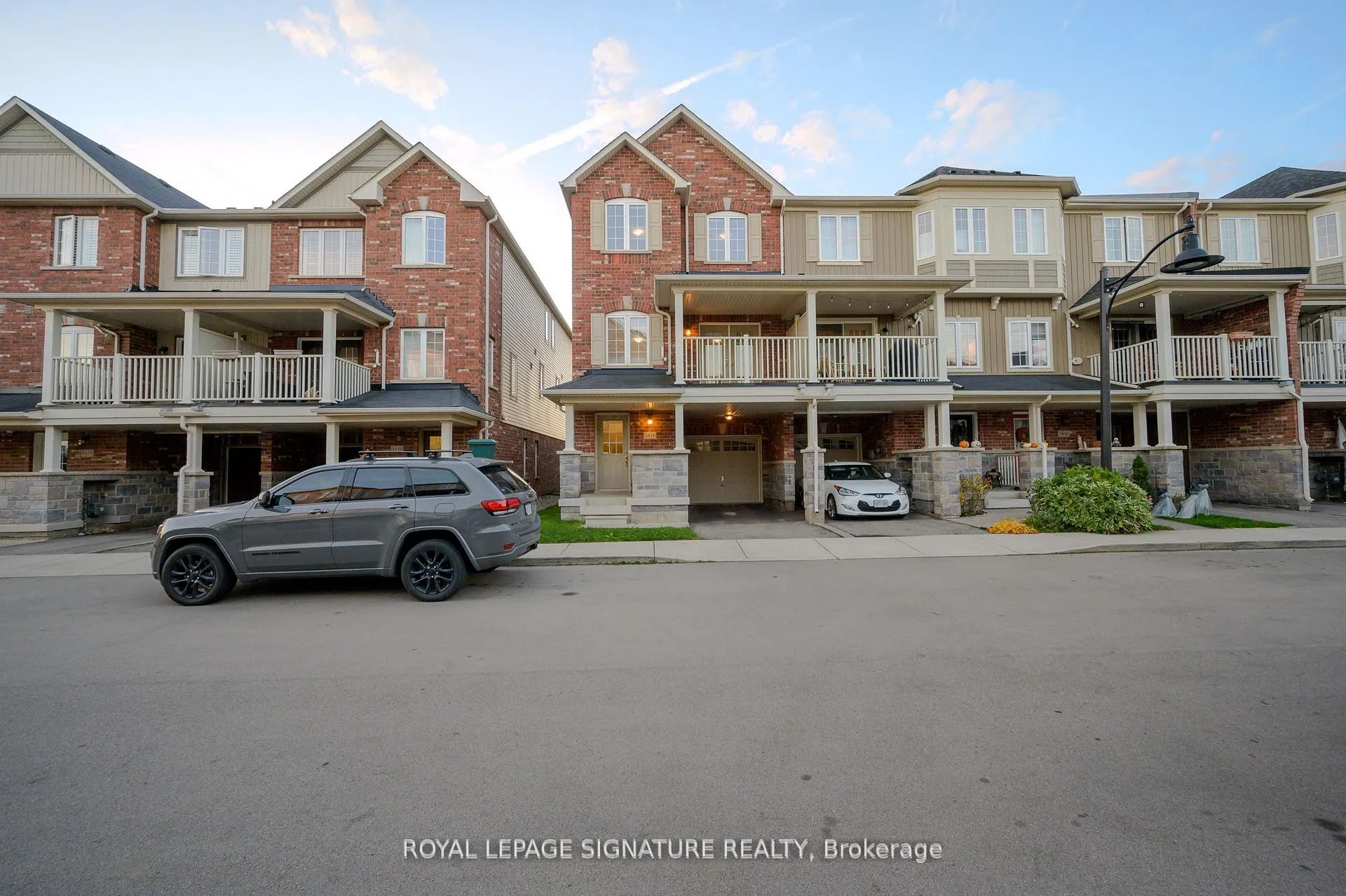 Photo 1 of Unit 18, 54 Nisbet Boulevard, Hamilton, Waterdown — HOMEH