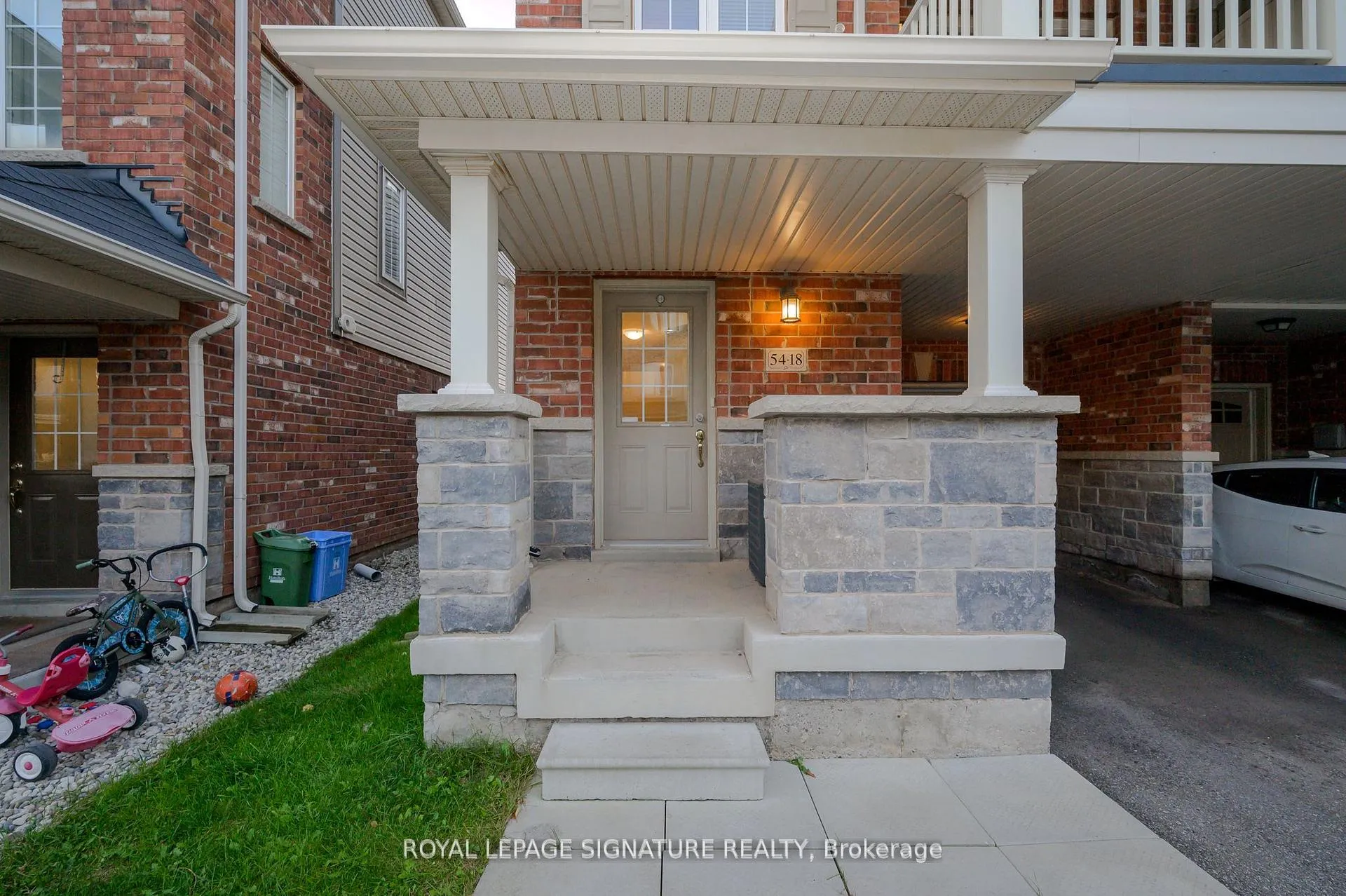 Photo 6 of Unit 18, 54 Nisbet Boulevard, Hamilton, Waterdown — HOMEH