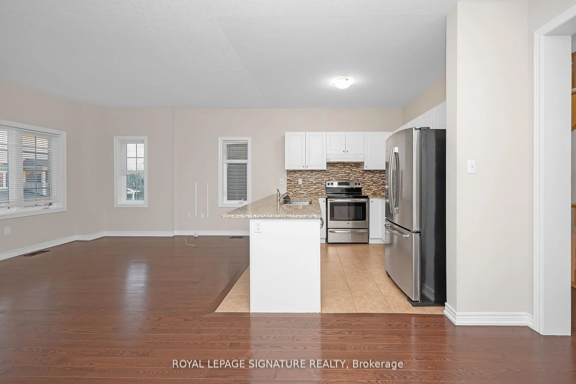 Photo 13 of Unit 18, 54 Nisbet Boulevard, Hamilton, Waterdown — HOMEH