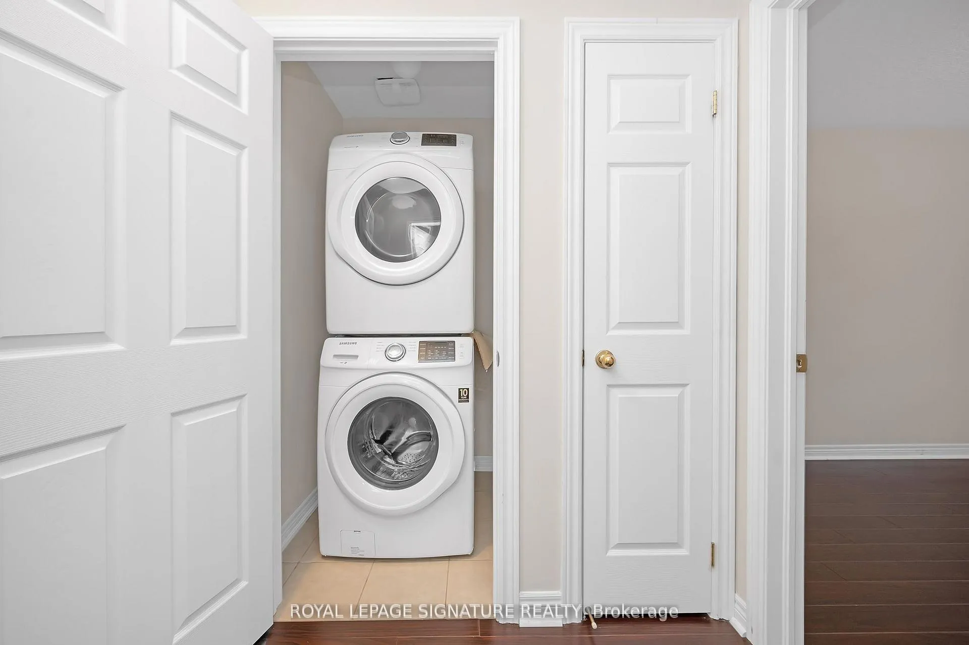 Photo 23 of Unit 18, 54 Nisbet Boulevard, Hamilton, Waterdown — HOMEH