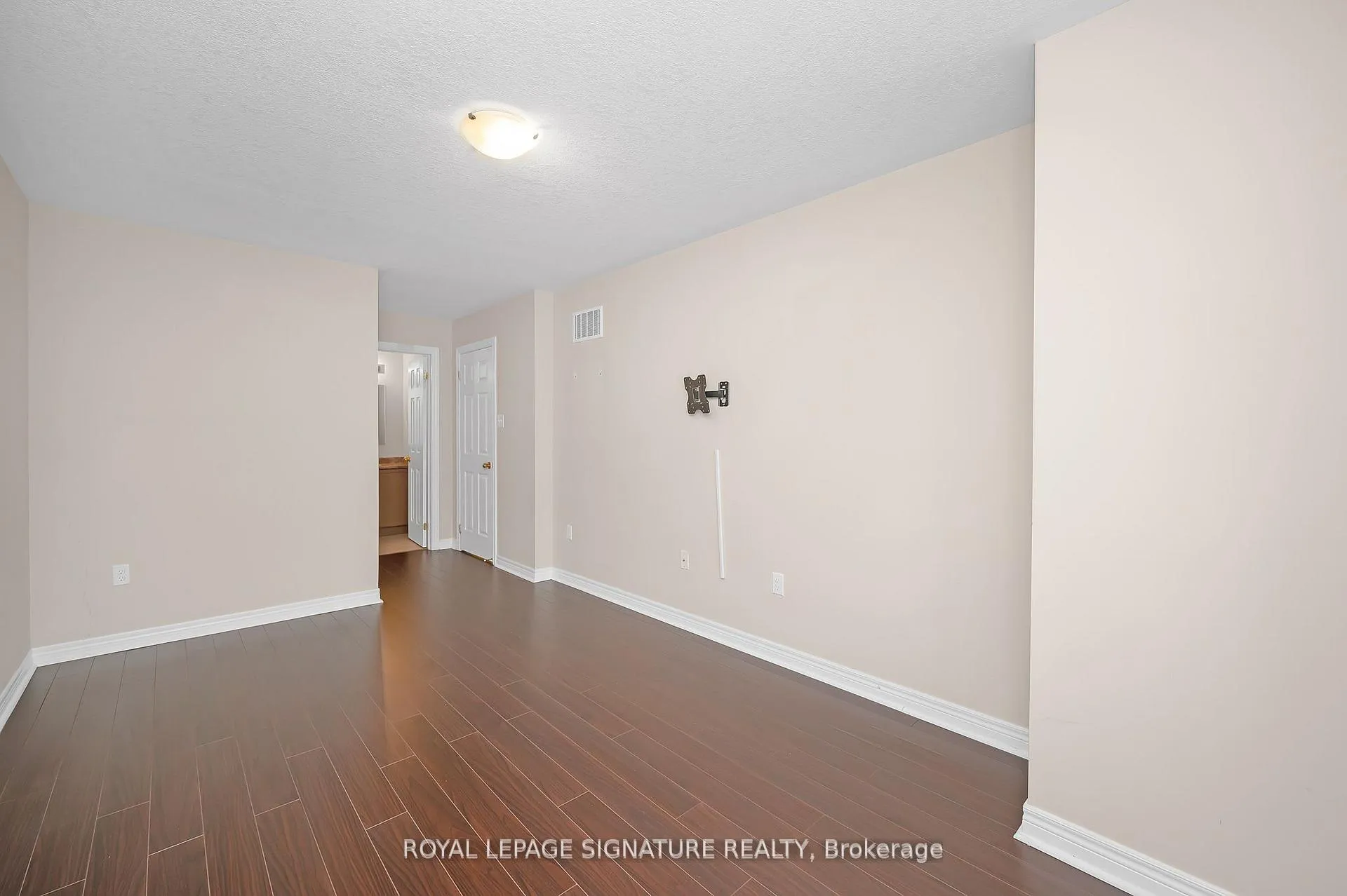 Photo 27 of Unit 18, 54 Nisbet Boulevard, Hamilton, Waterdown — HOMEH