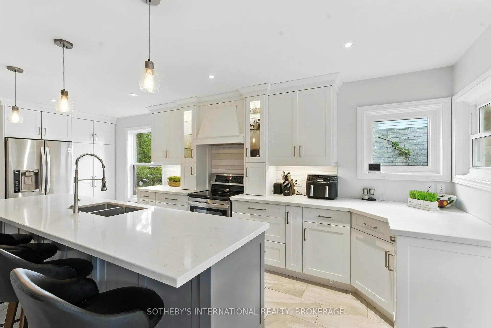 Photo 7 of 32 Sterling Street, St. Catharines, Rykert/Vansickle — HOMEH