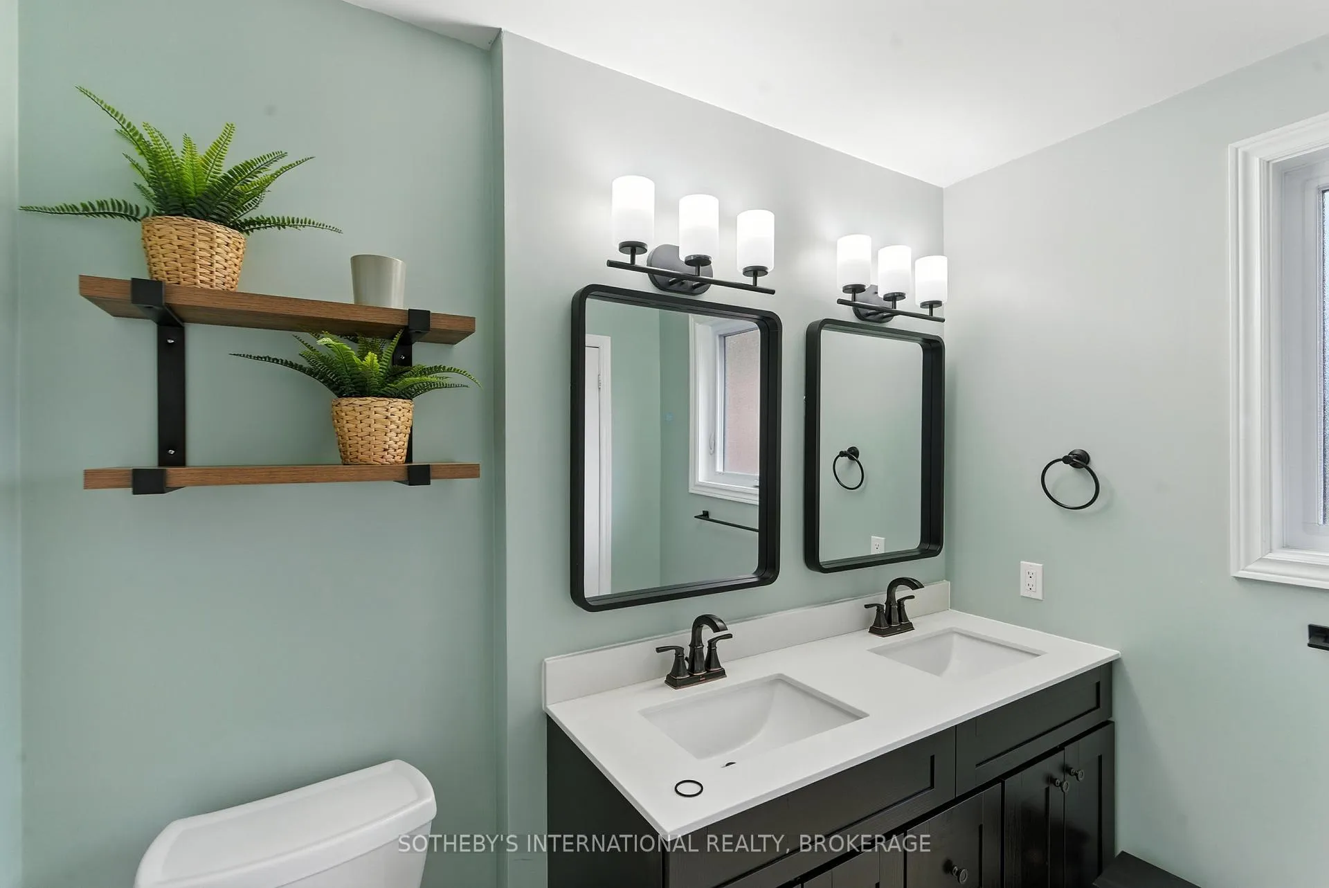 Photo 16 of 32 Sterling Street, St. Catharines, Rykert/Vansickle — HOMEH