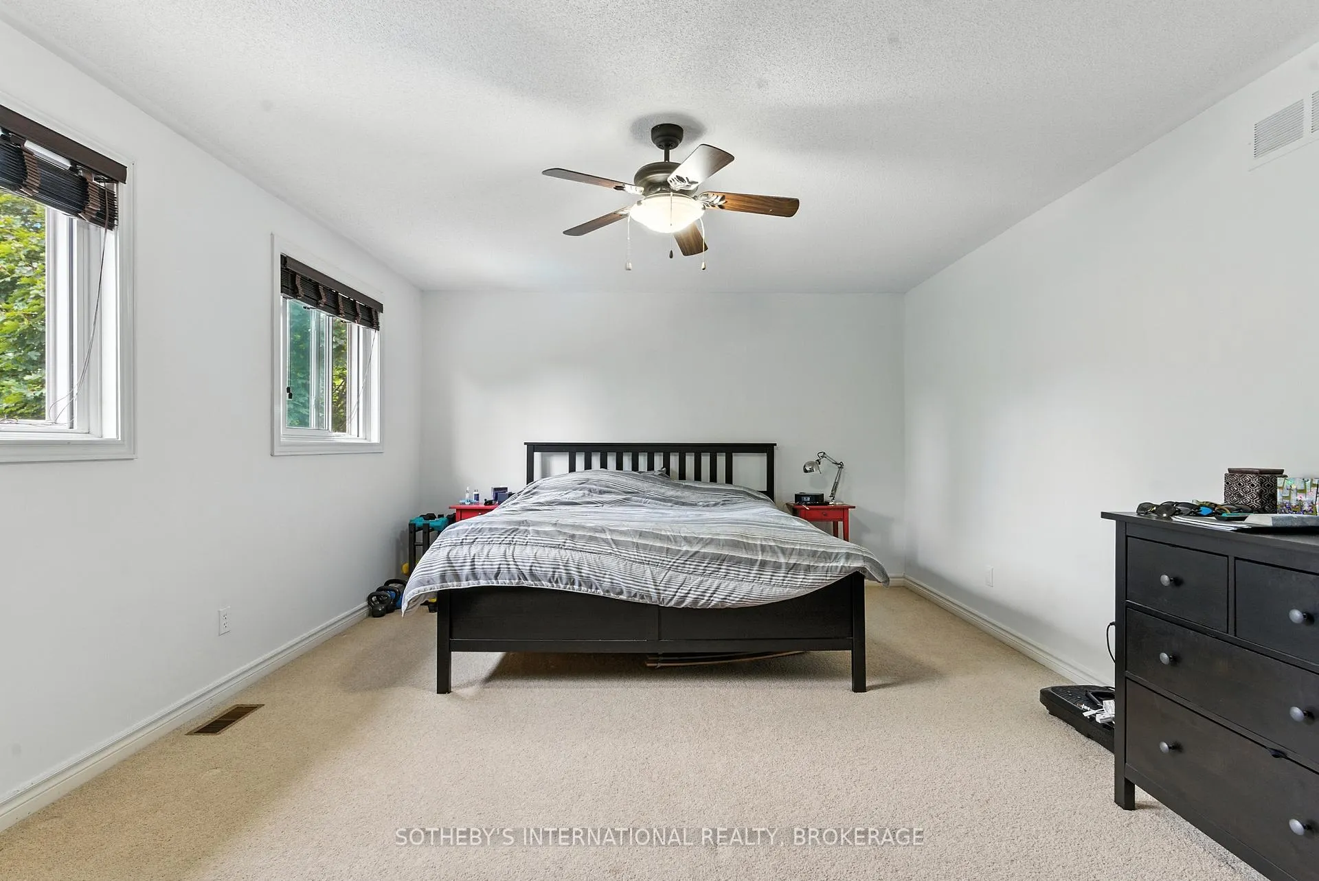 Photo 17 of 32 Sterling Street, St. Catharines, Rykert/Vansickle — HOMEH