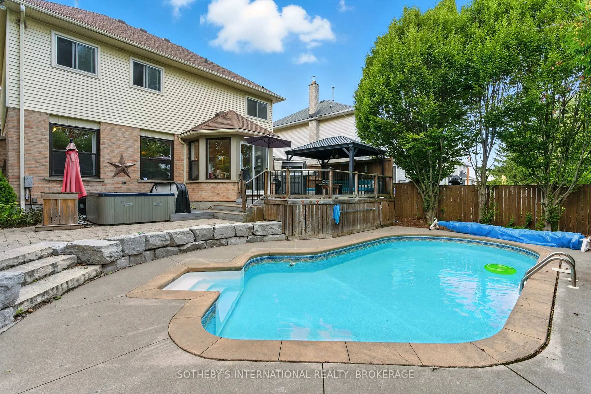 Photo 32 of 32 Sterling Street, St. Catharines, Rykert/Vansickle — HOMEH