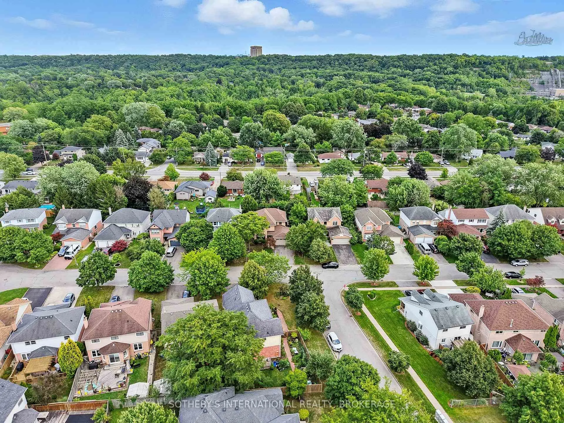 Photo 38 of 32 Sterling Street, St. Catharines, Rykert/Vansickle — HOMEH