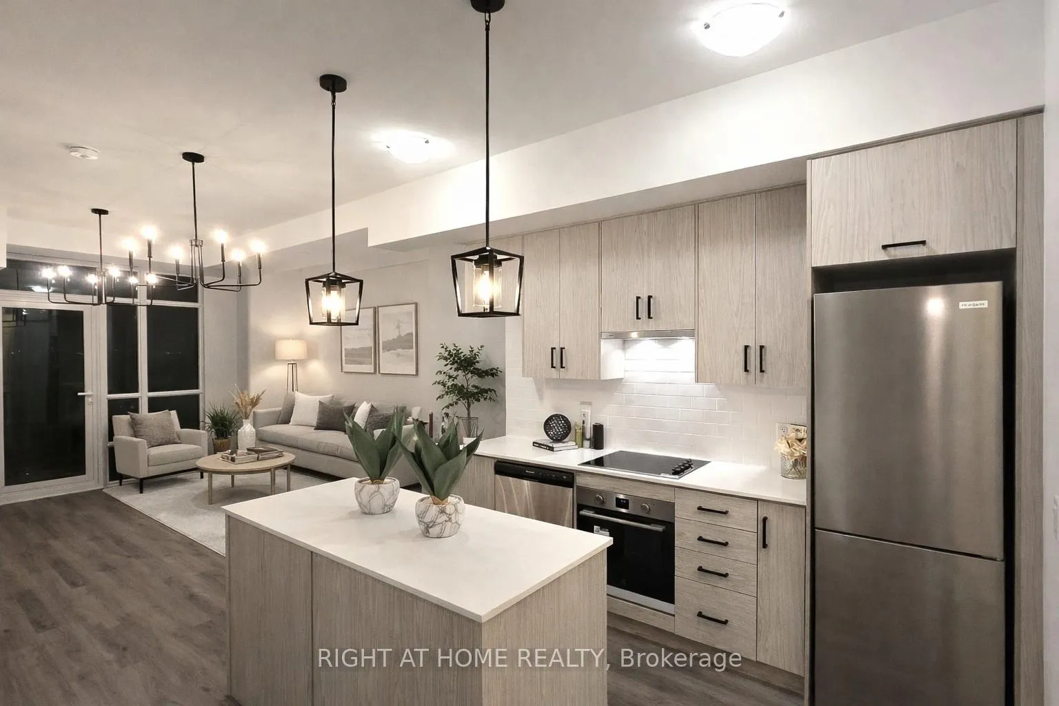 Photo 5 of Unit 603, 461 Green Road, Hamilton, Lakeshore — HOMEH