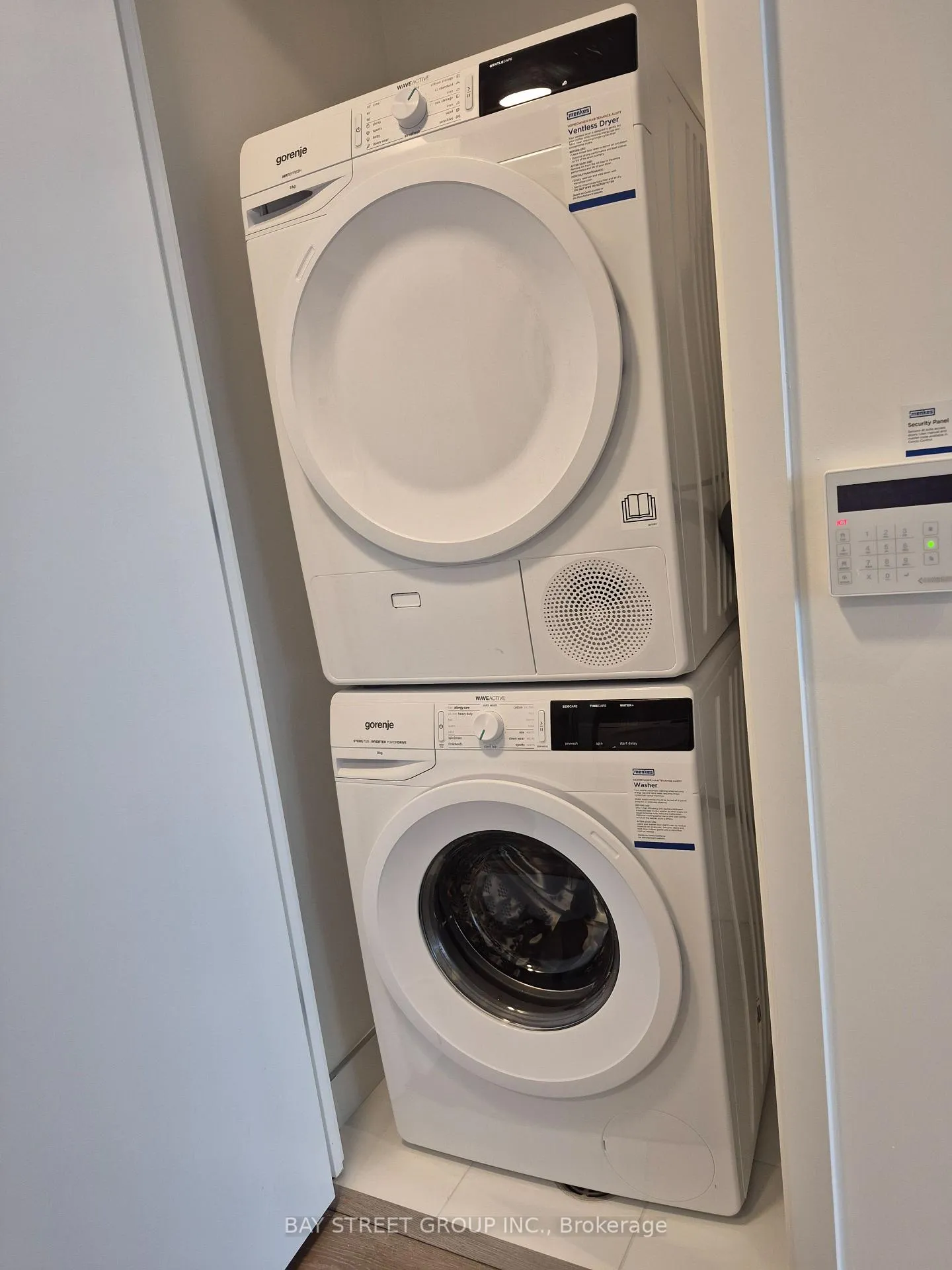 Photo 13 of Unit 3902, 28 Interchange Way, Vaughan, Vaughan Corporate Centre — HOMEH