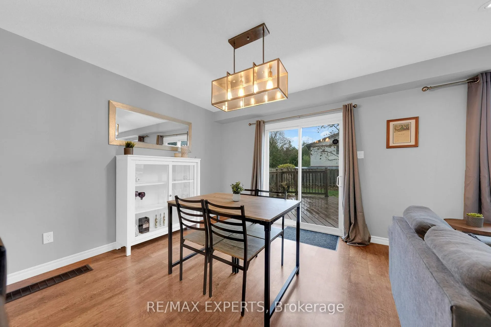 Photo 8 of 73 Downey Drive, Caledon, Bolton East — HOMEH