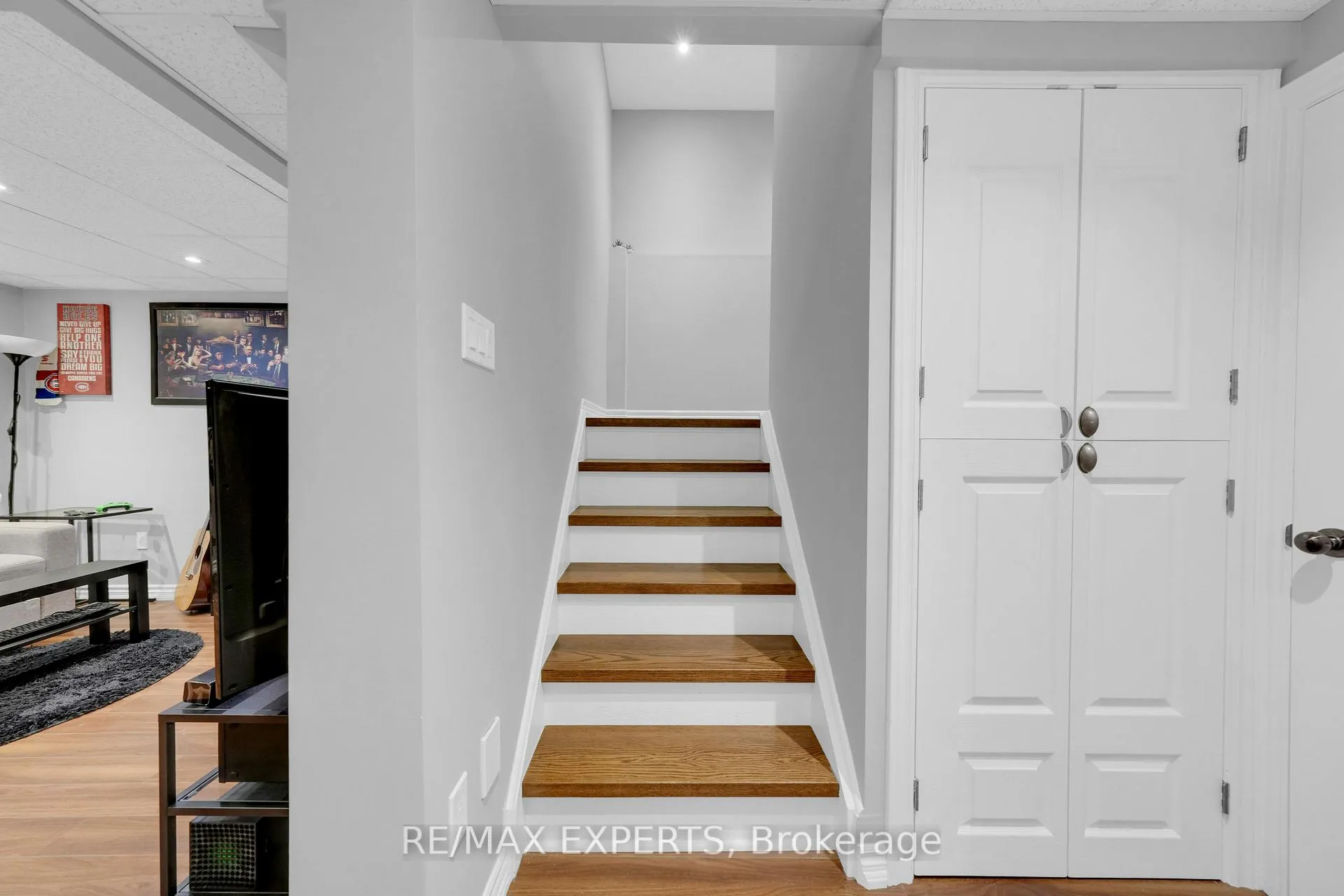 Photo 22 of 73 Downey Drive, Caledon, Bolton East — HOMEH