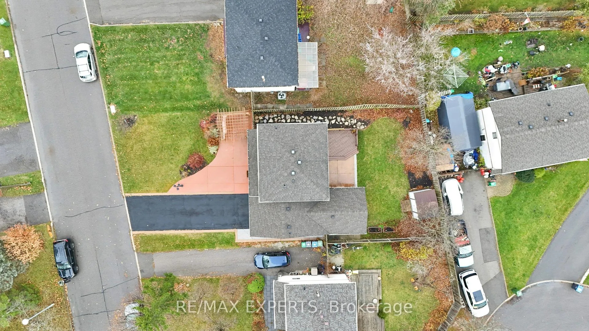 Photo 36 of 73 Downey Drive, Caledon, Bolton East — HOMEH