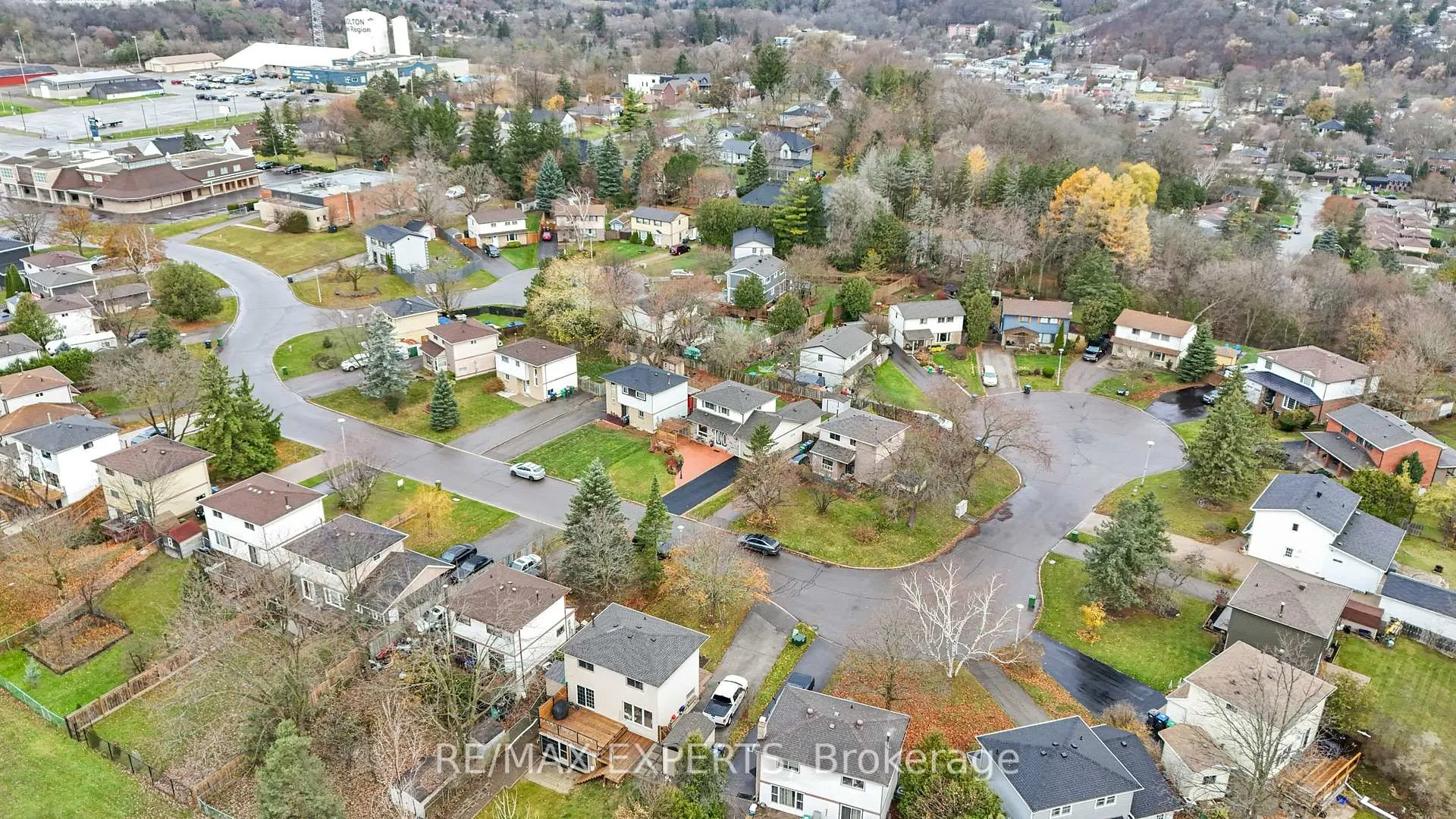 Photo 38 of 73 Downey Drive, Caledon, Bolton East — HOMEH