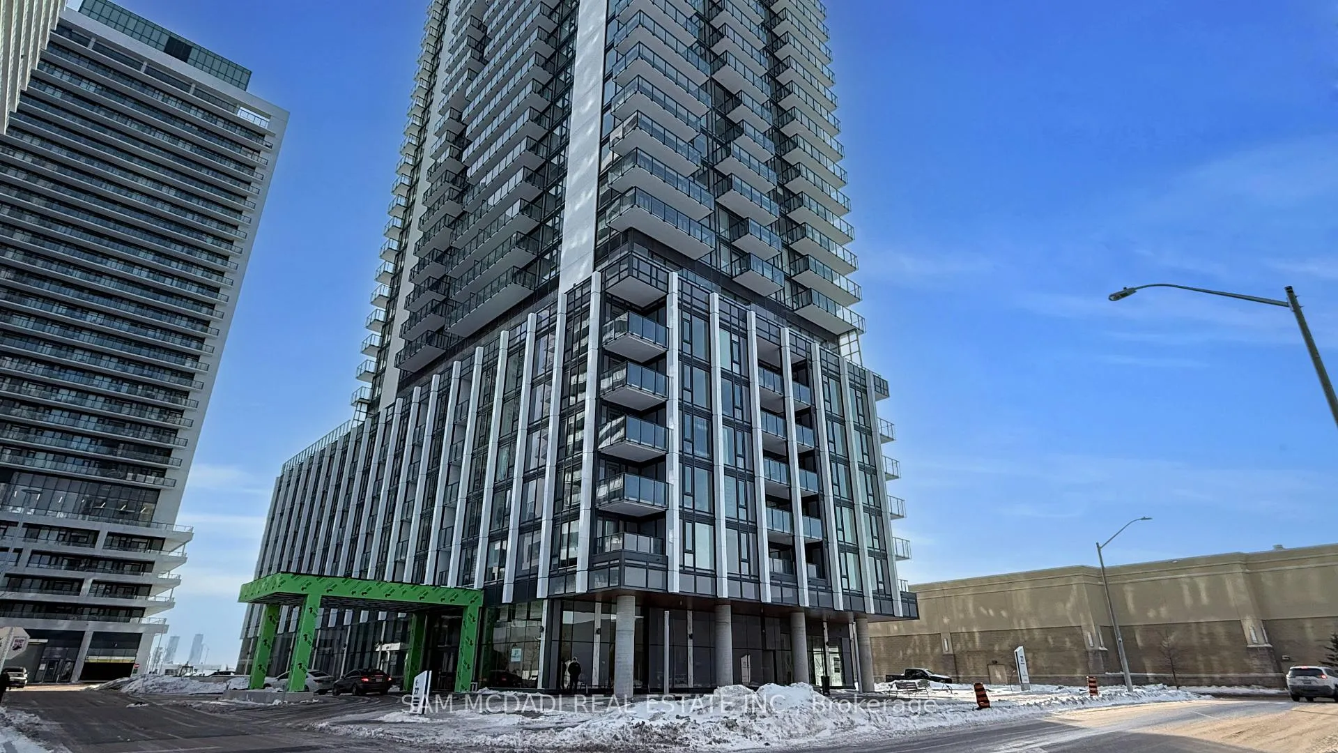 Photo 1 of Unit 1709, 27 Korda Gate, Vaughan, Vellore Village — HOMEH